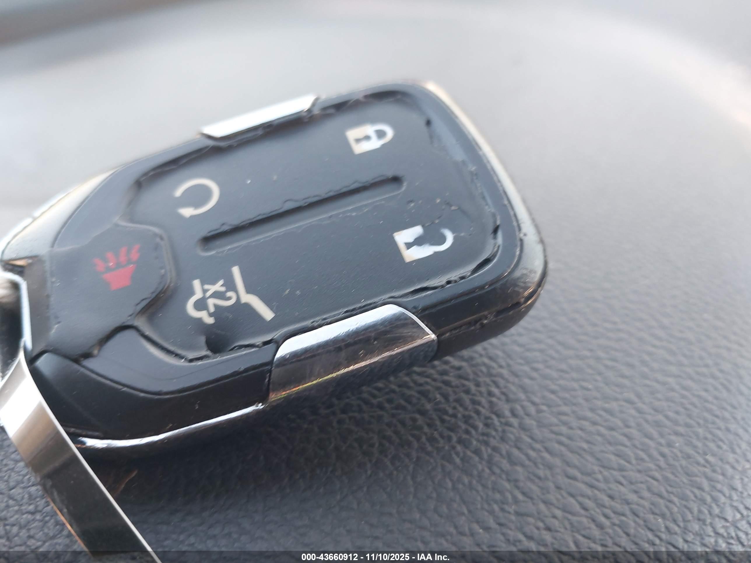 GMC TERRAIN image 11