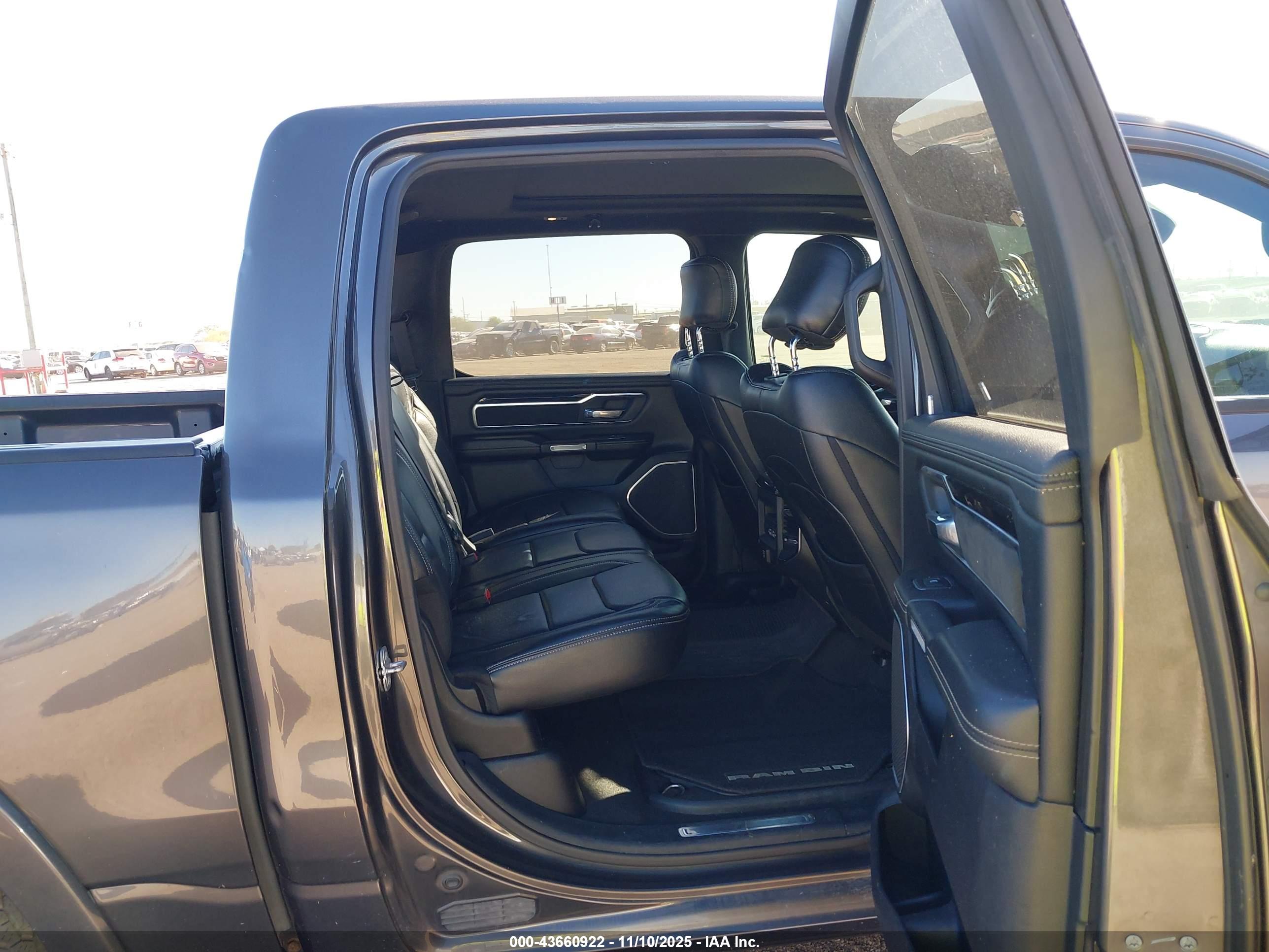 RAM 1500 image 8