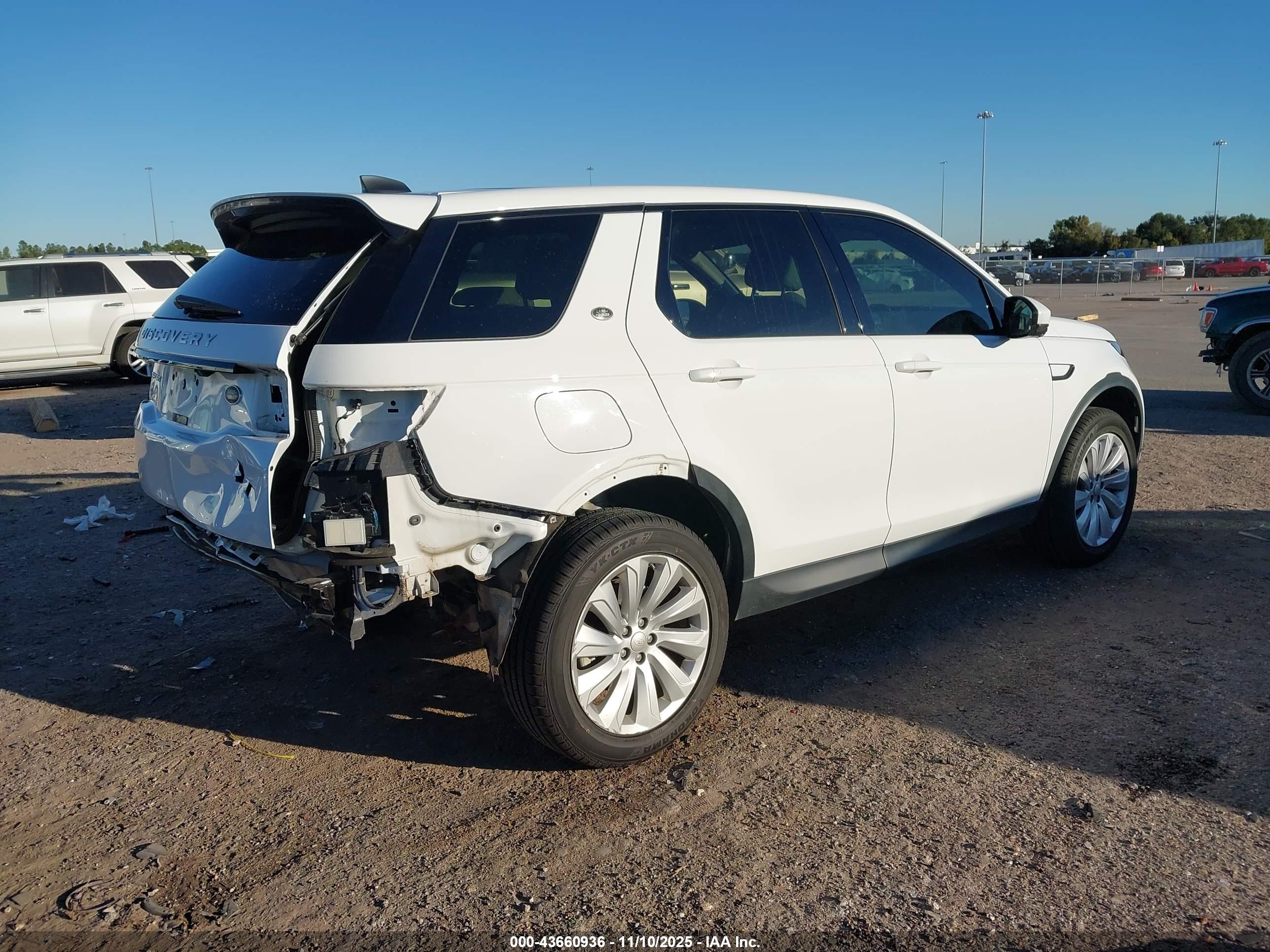 LAND ROVER image 4