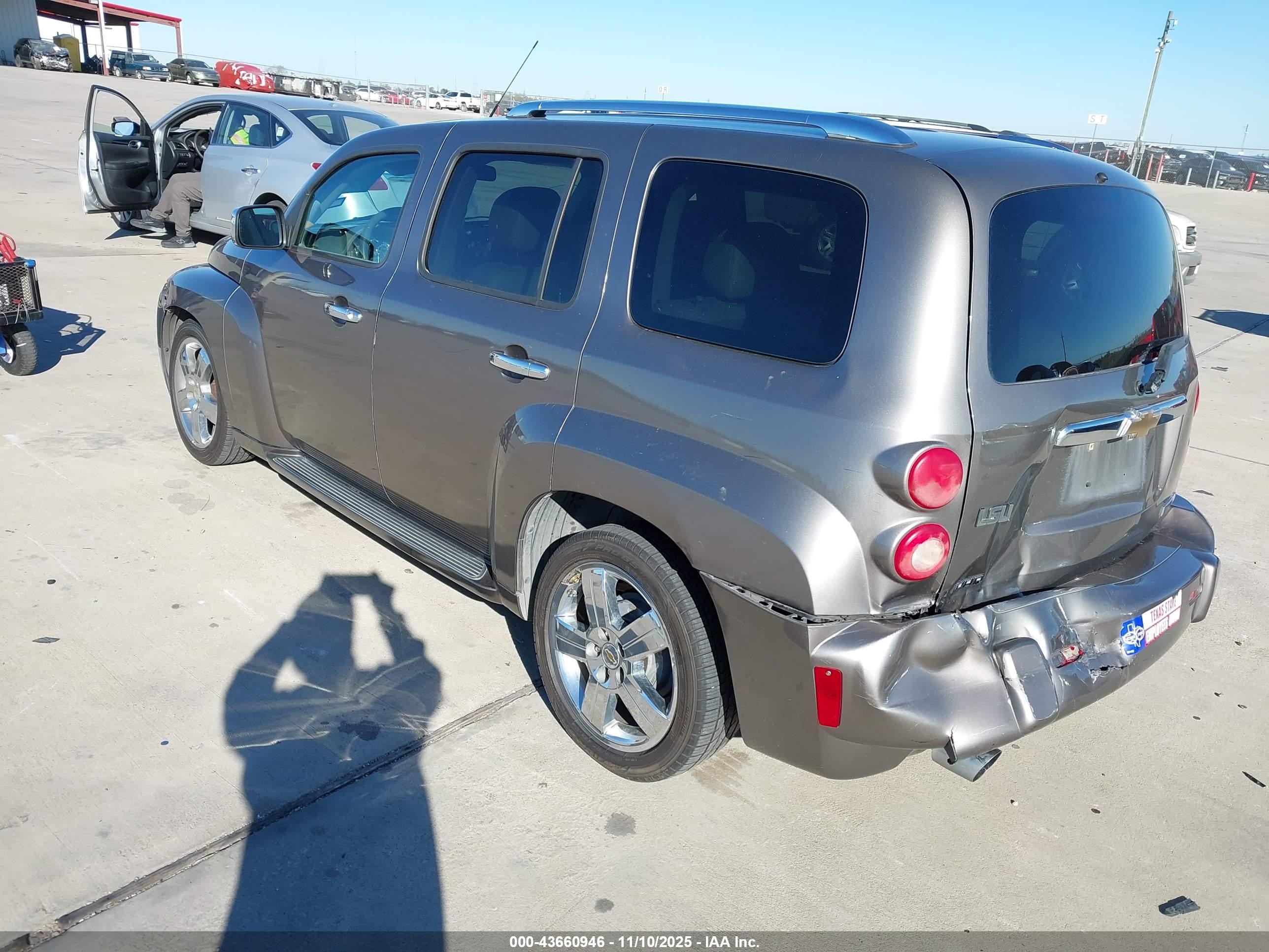CHEVROLET HHR image 3