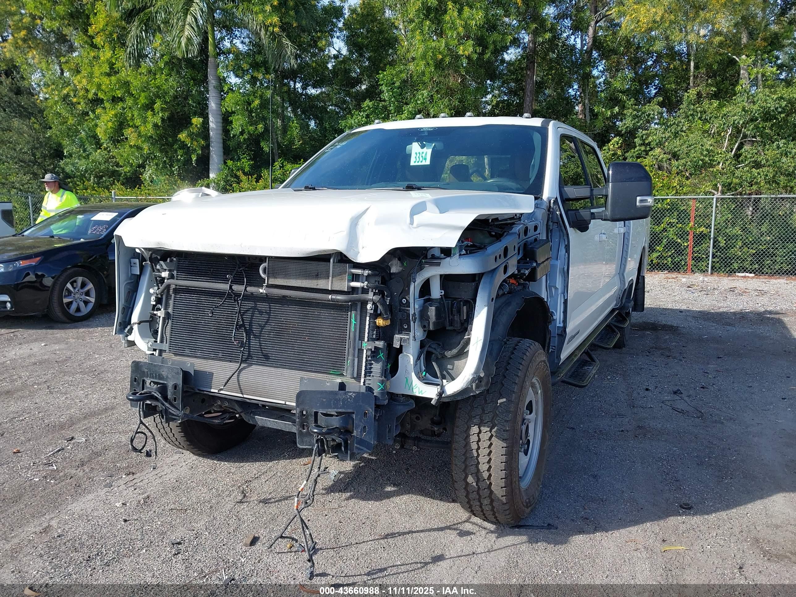 FORD F-350 image 6