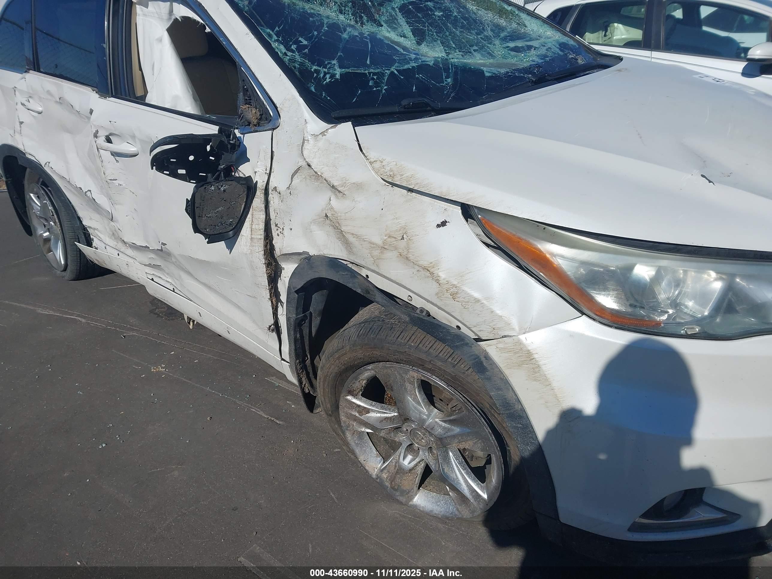TOYOTA HIGHLANDER image 6