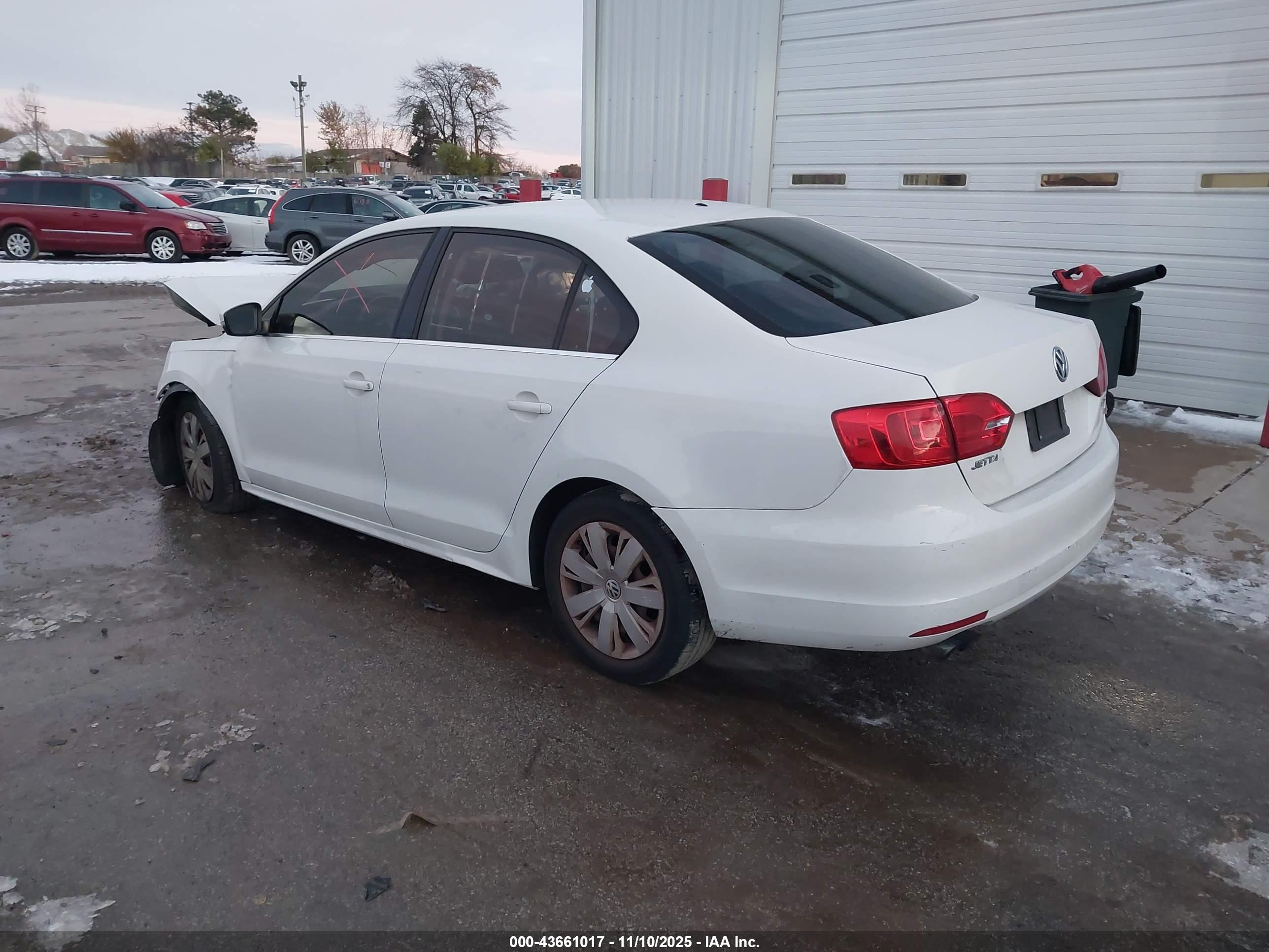 VOLKSWAGEN JETTA image 3