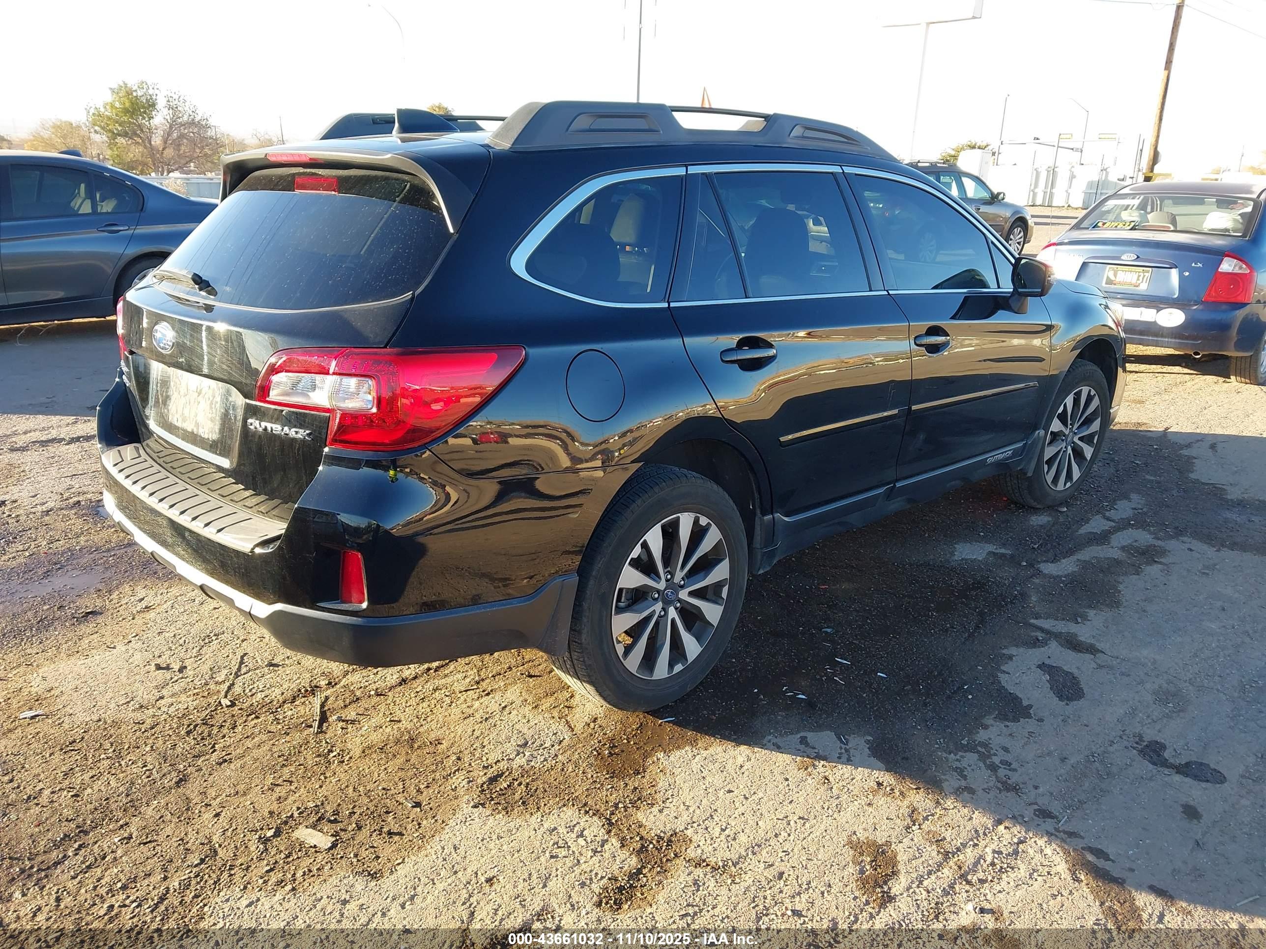 SUBARU OUTBACK image 4