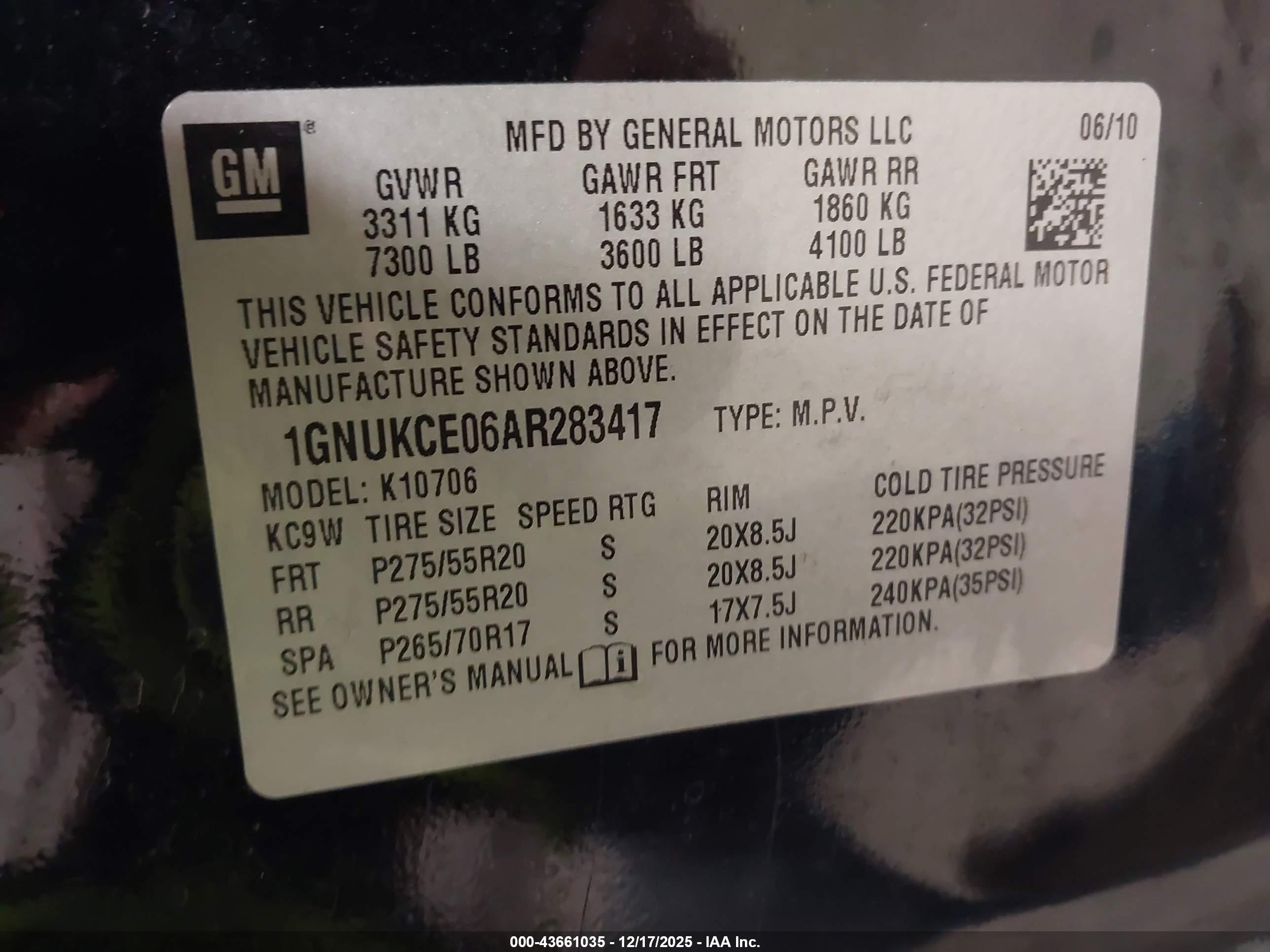 CHEVROLET TAHOE image 9