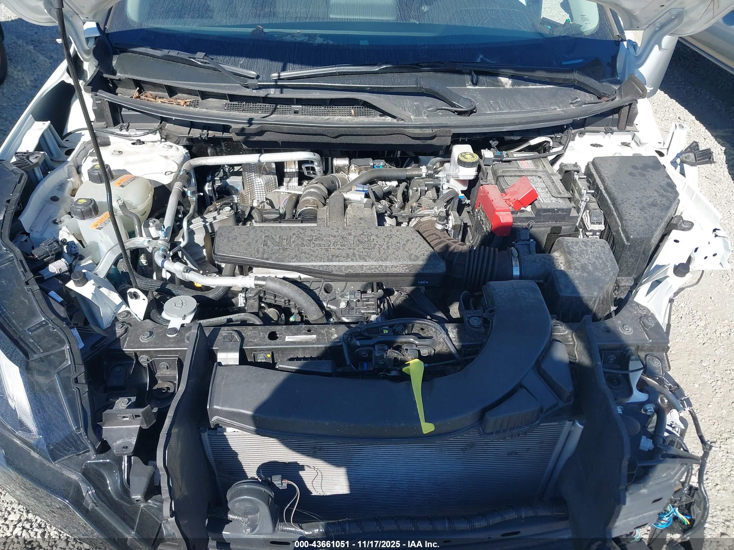 NISSAN ROGUE image 10