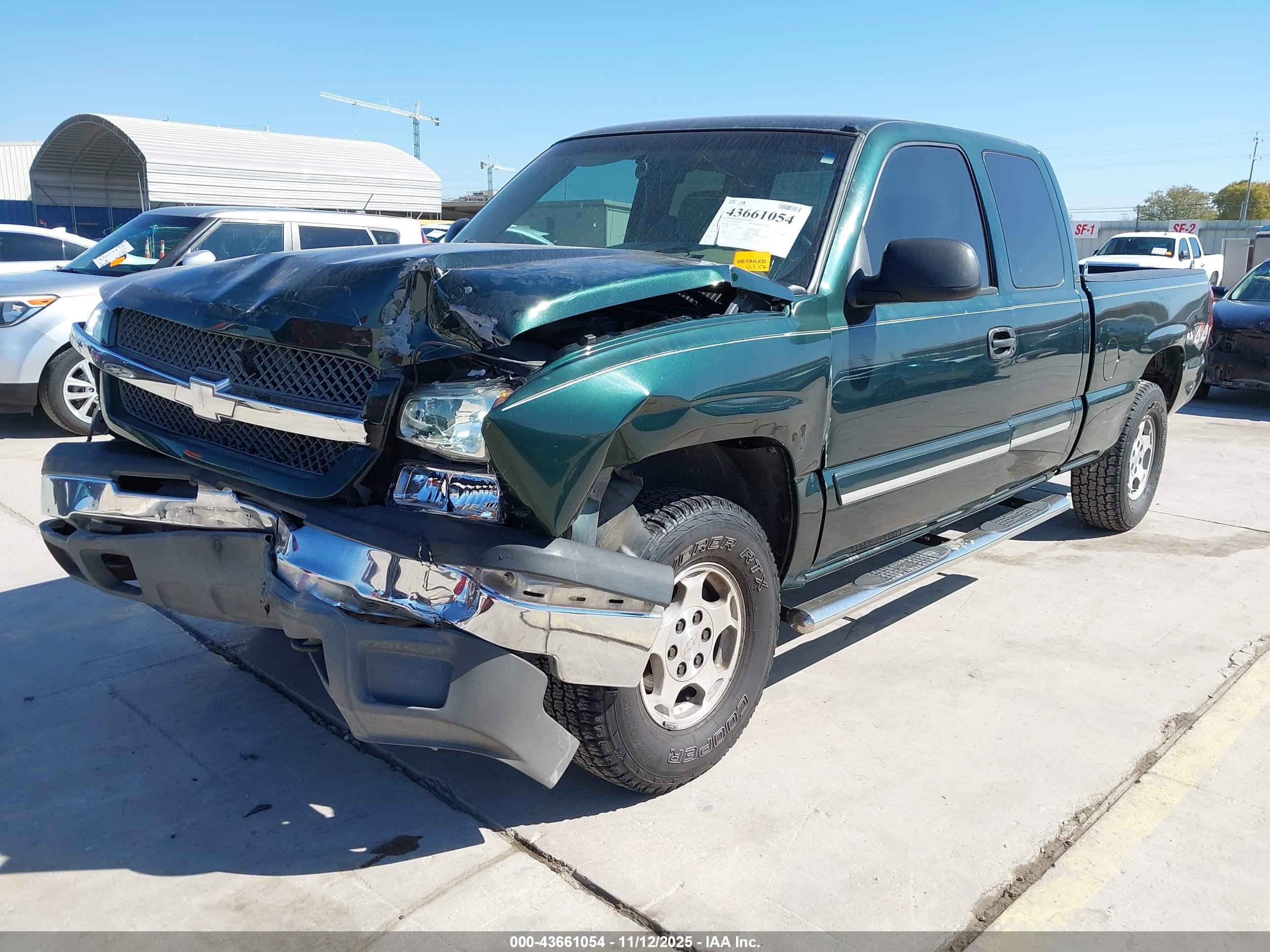 CHEVROLET SILVERADO image 2