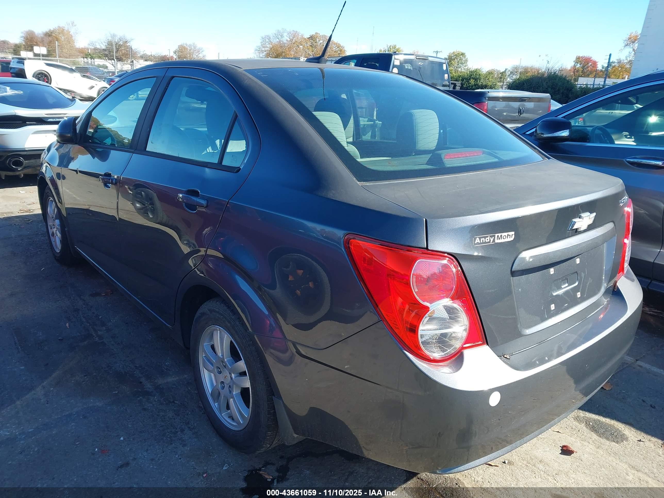 CHEVROLET SONIC image 3