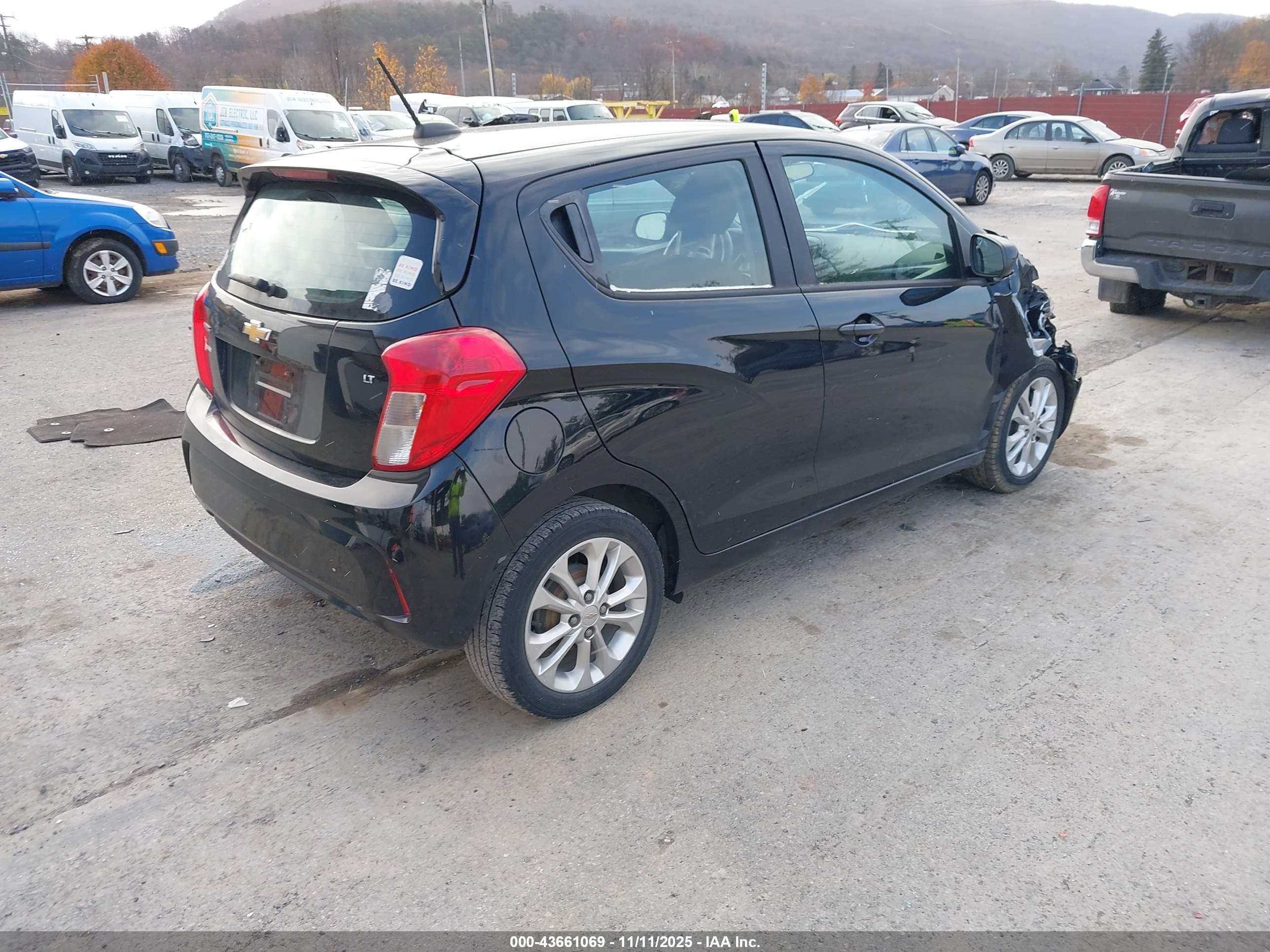 CHEVROLET SPARK image 4