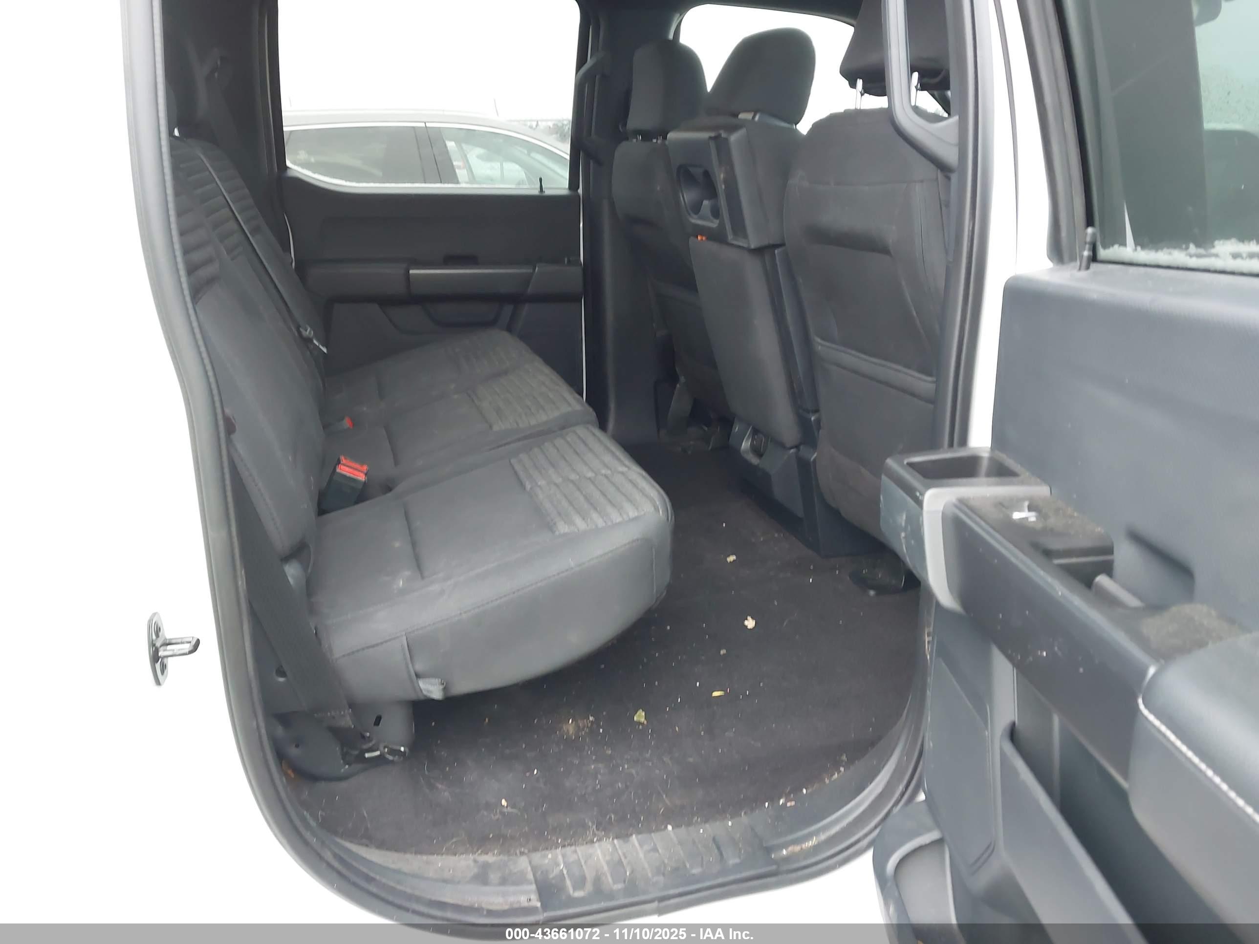 FORD F-150 image 8