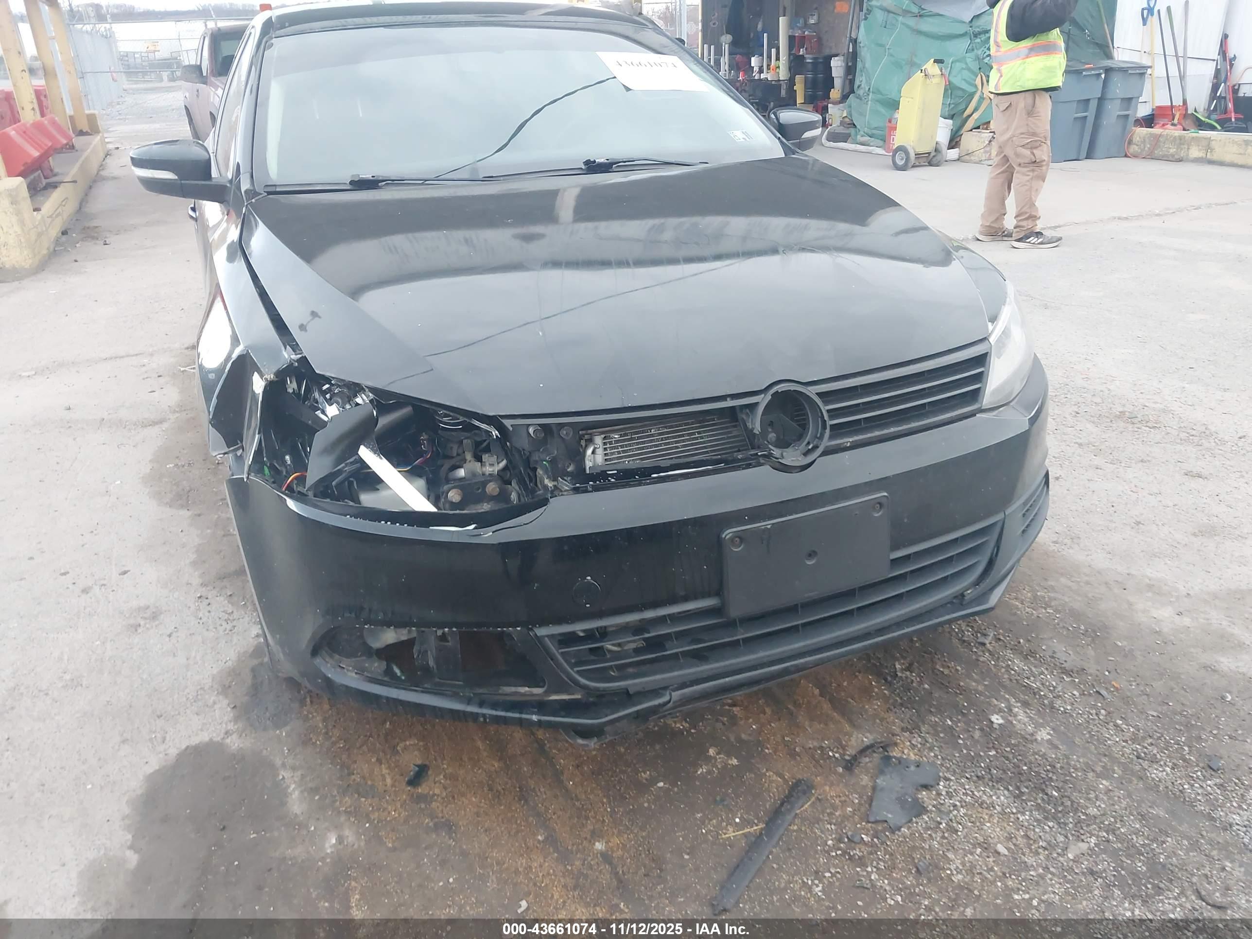 VOLKSWAGEN JETTA image 6