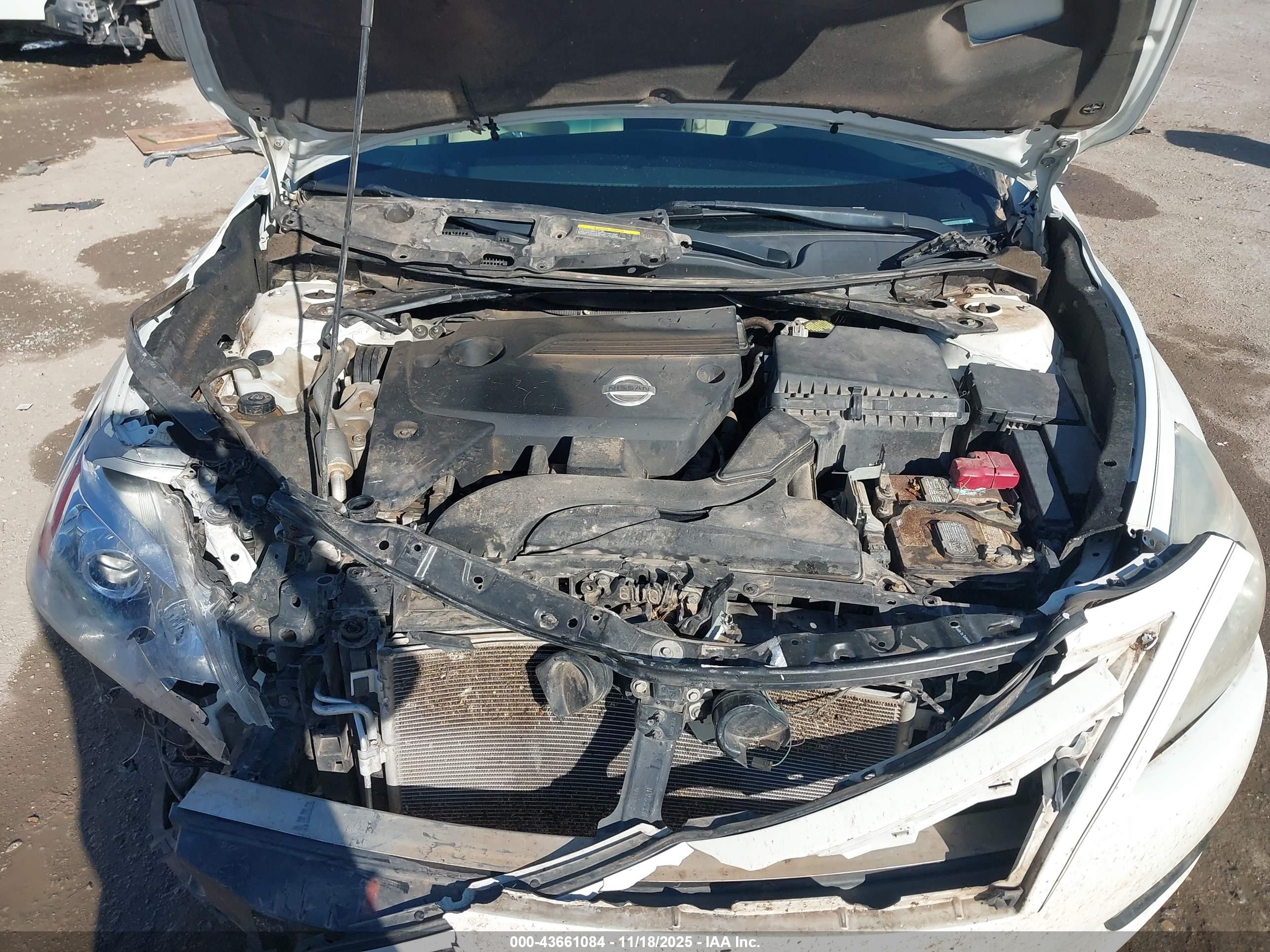 NISSAN ALTIMA image 10