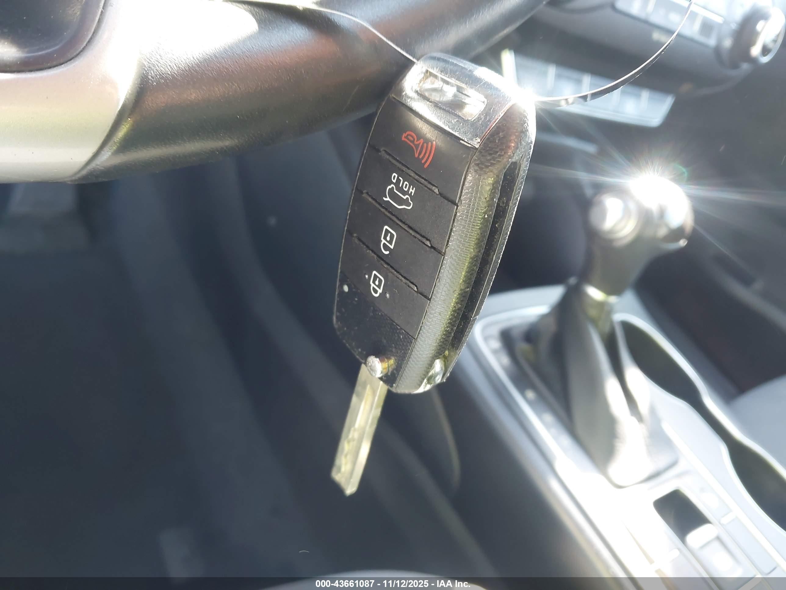 KIA SORENTO image 11
