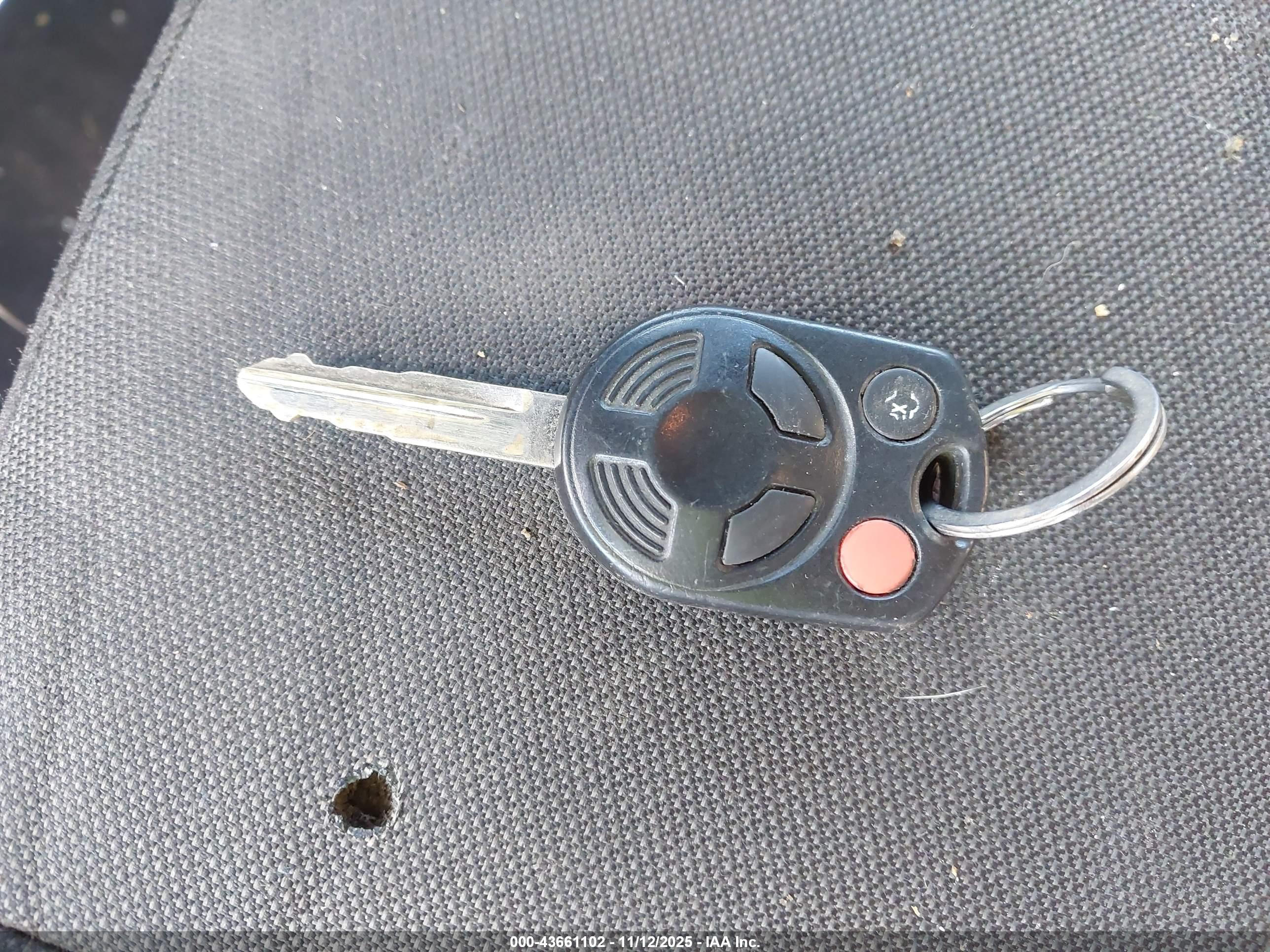 FORD ESCAPE image 11