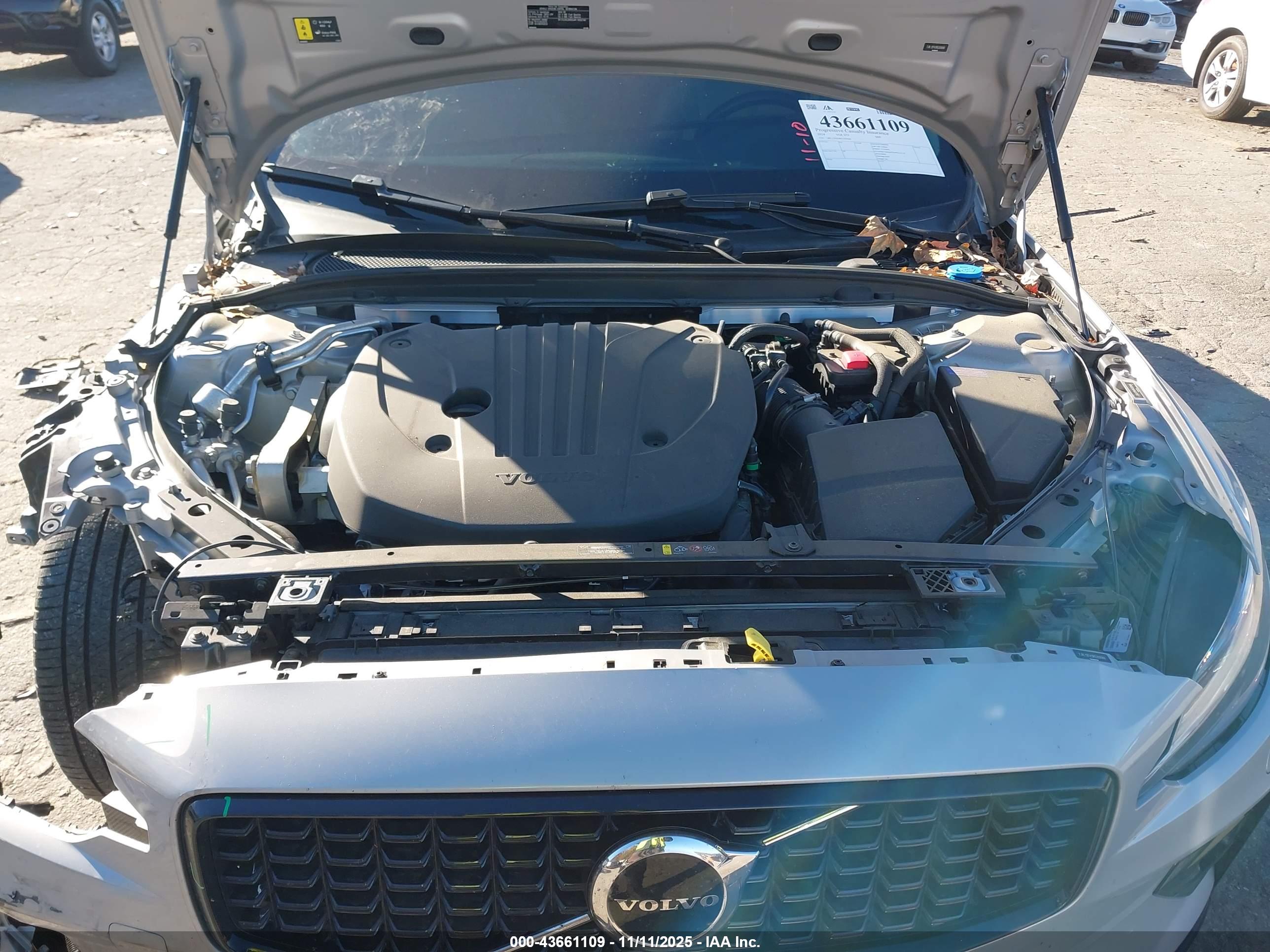VOLVO S60 image 10