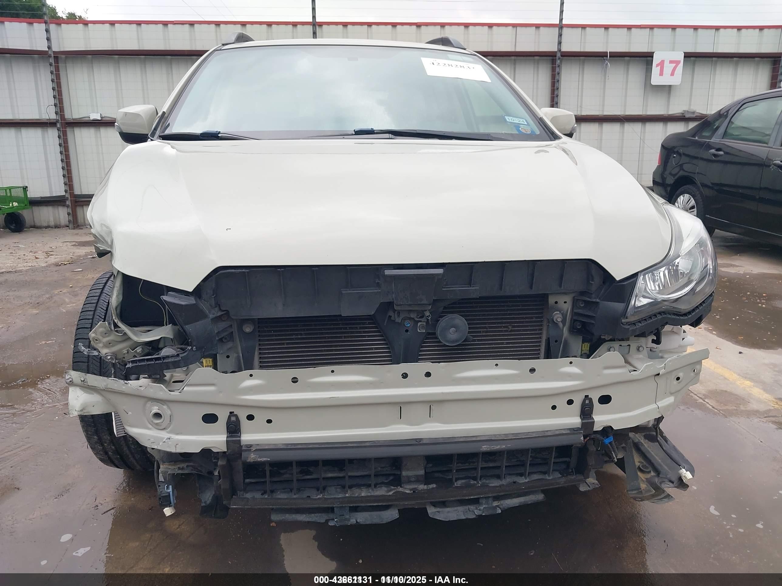 SUBARU XV image 6
