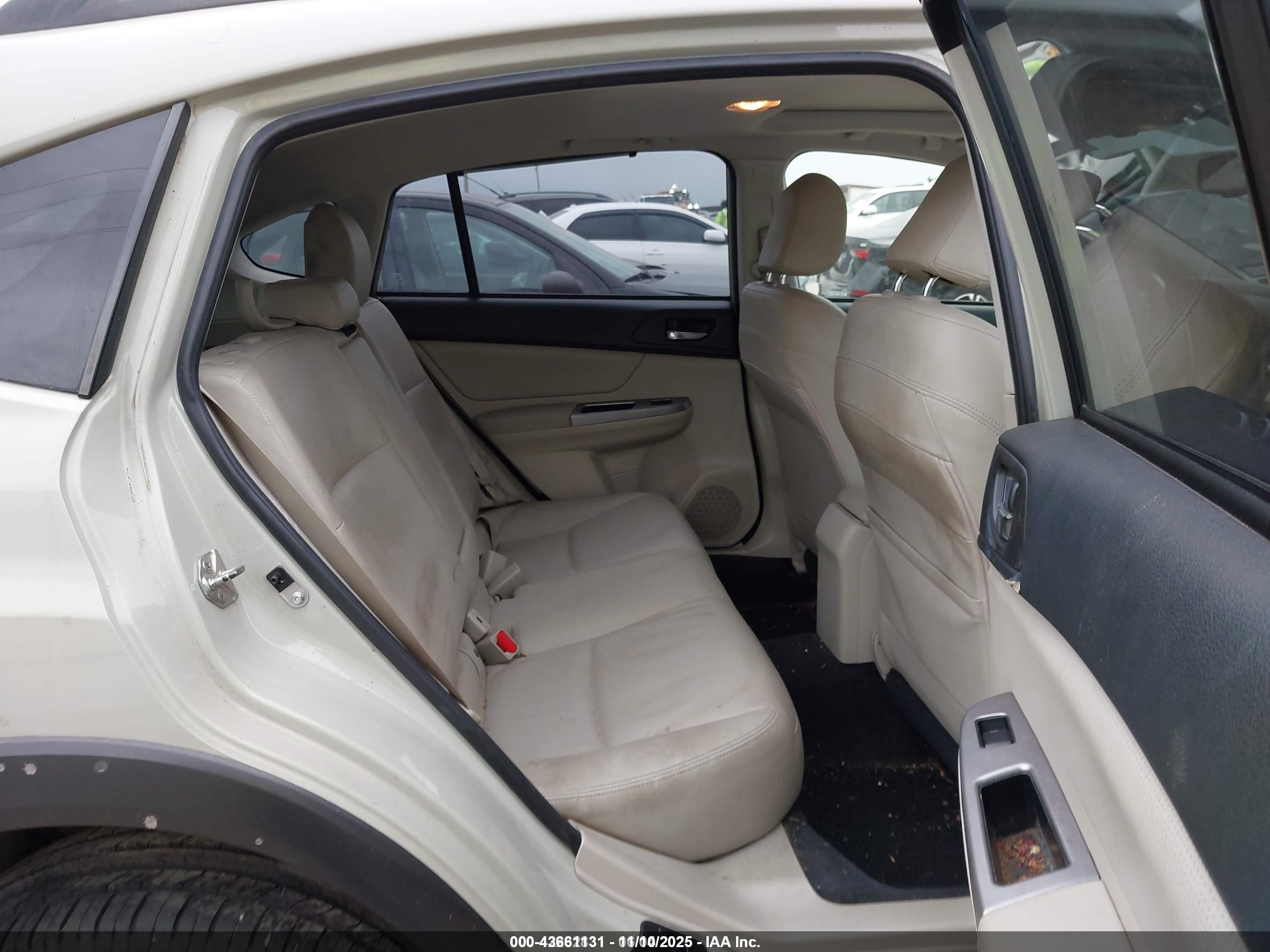 SUBARU XV image 8