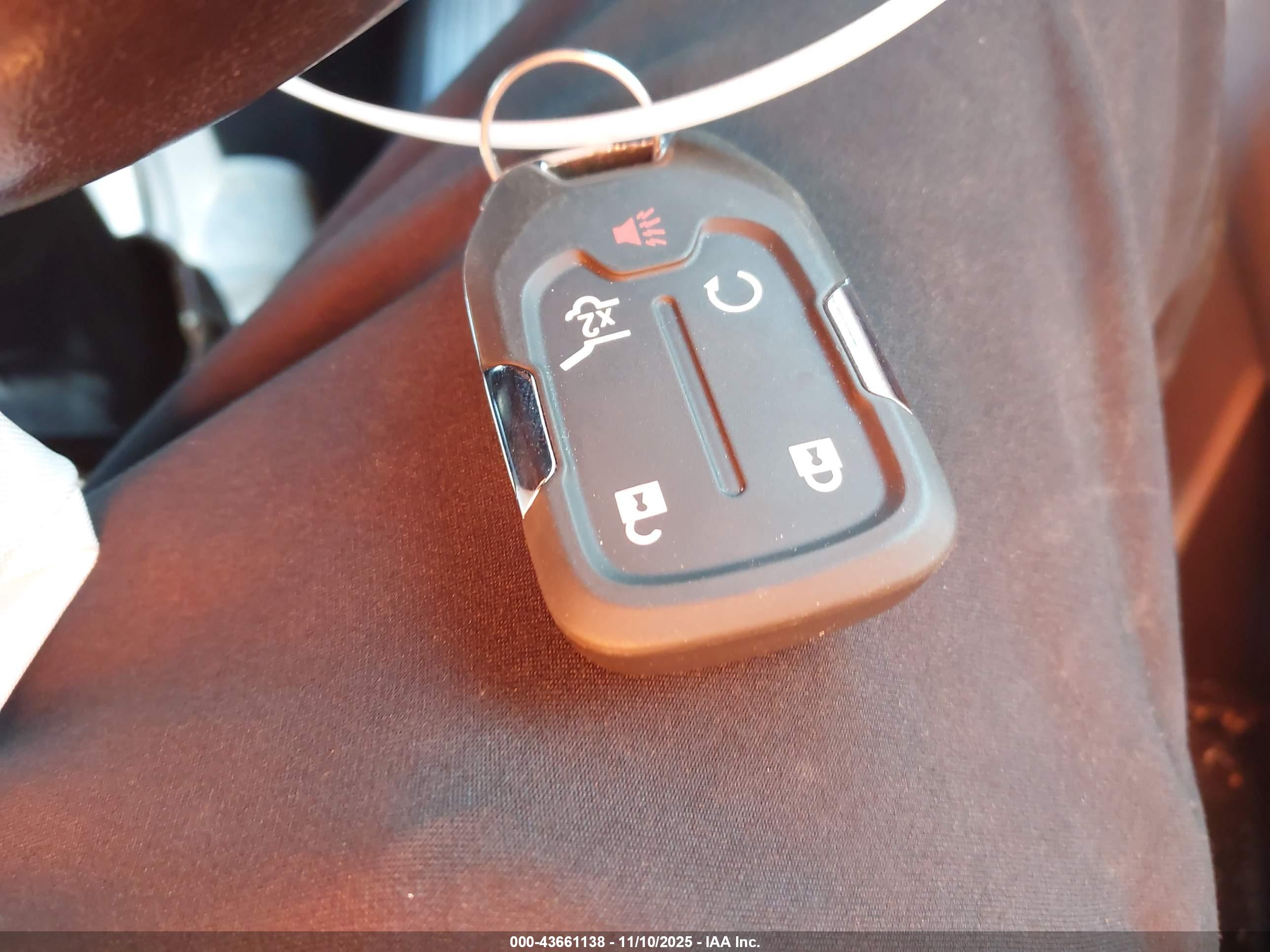 GMC TERRAIN image 11