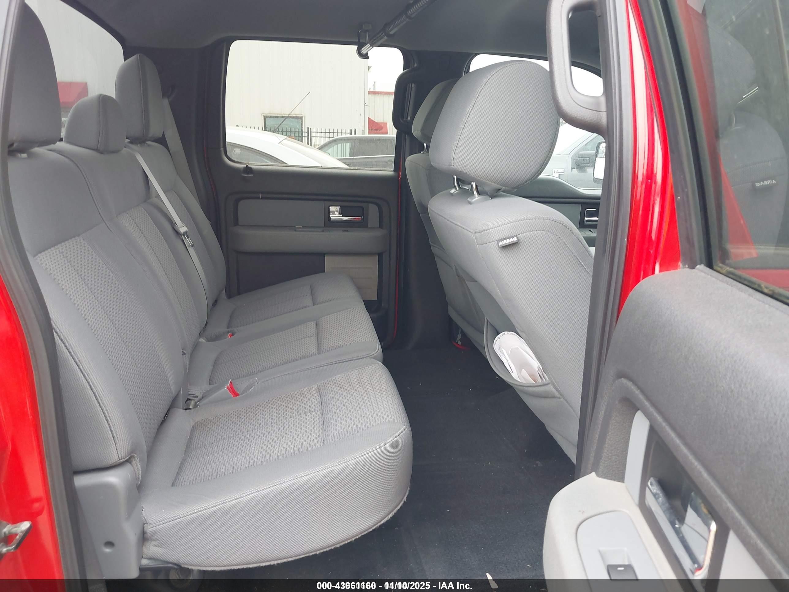 FORD F-150 image 8
