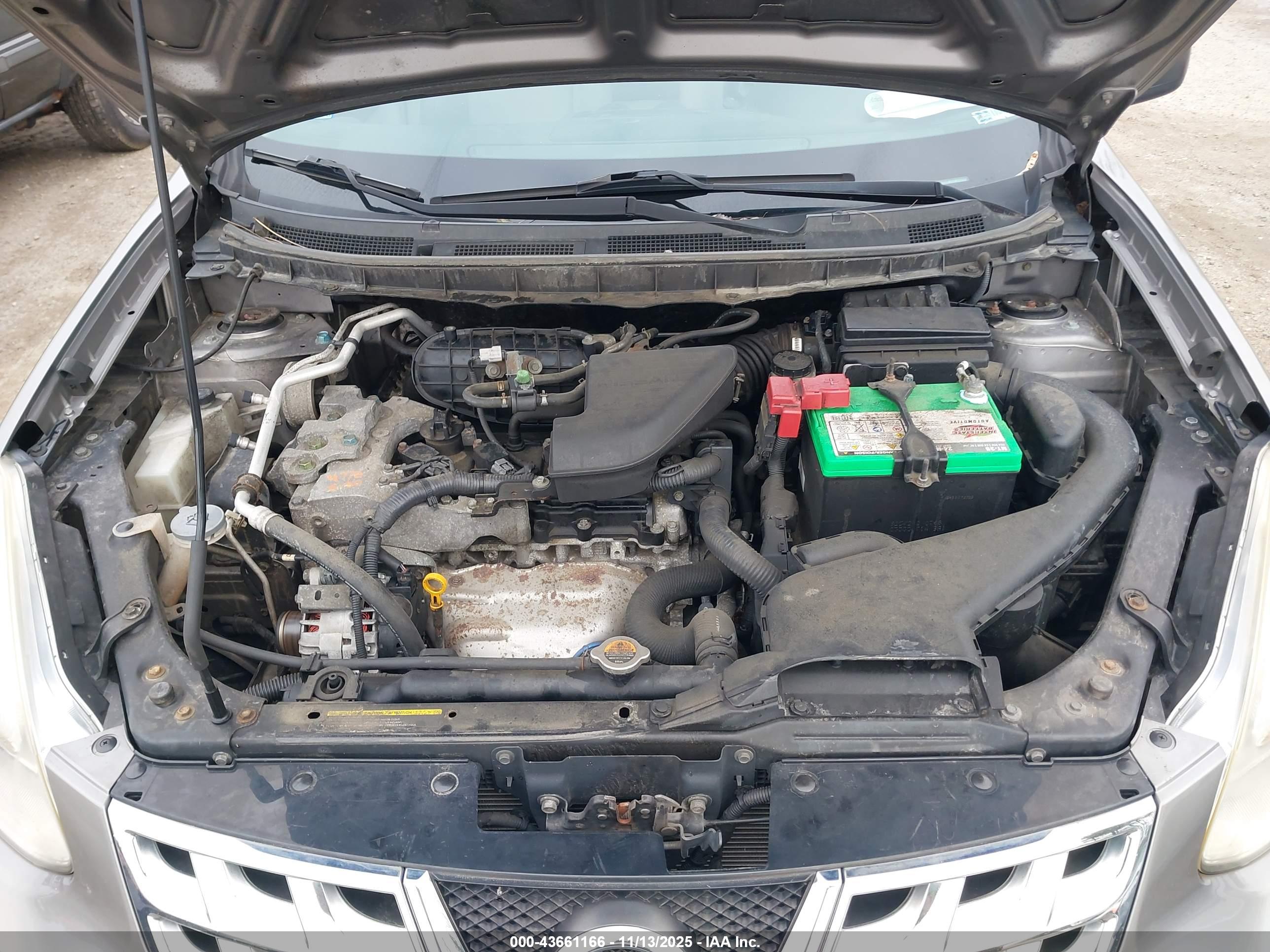 NISSAN ROGUE image 10