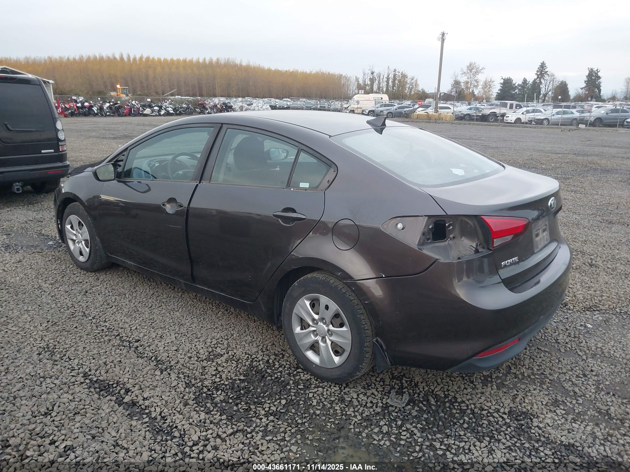 KIA FORTE image 3