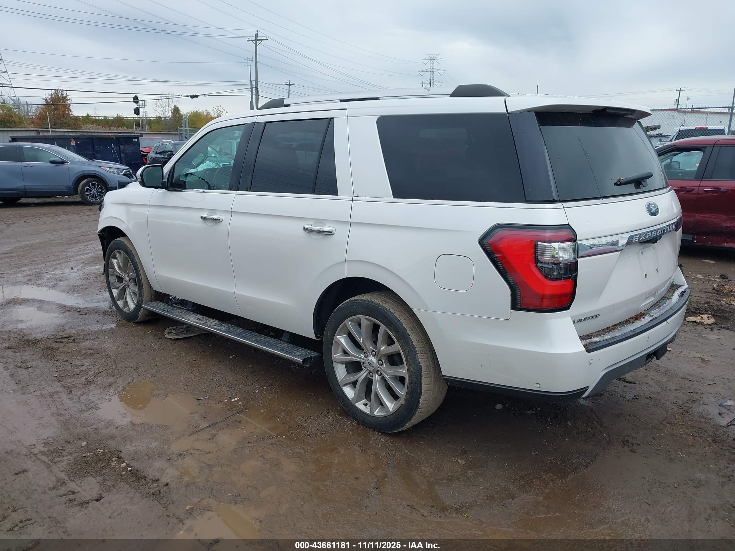 FORD EXPEDITION image 3