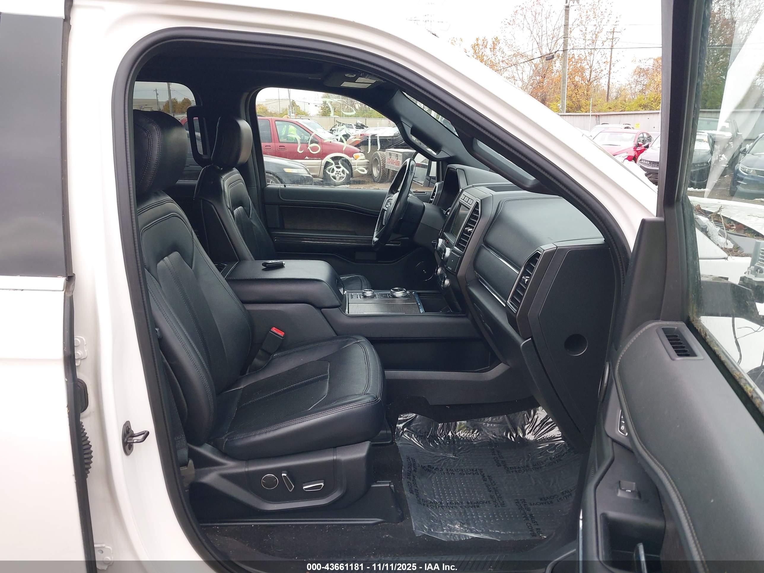 FORD EXPEDITION image 5