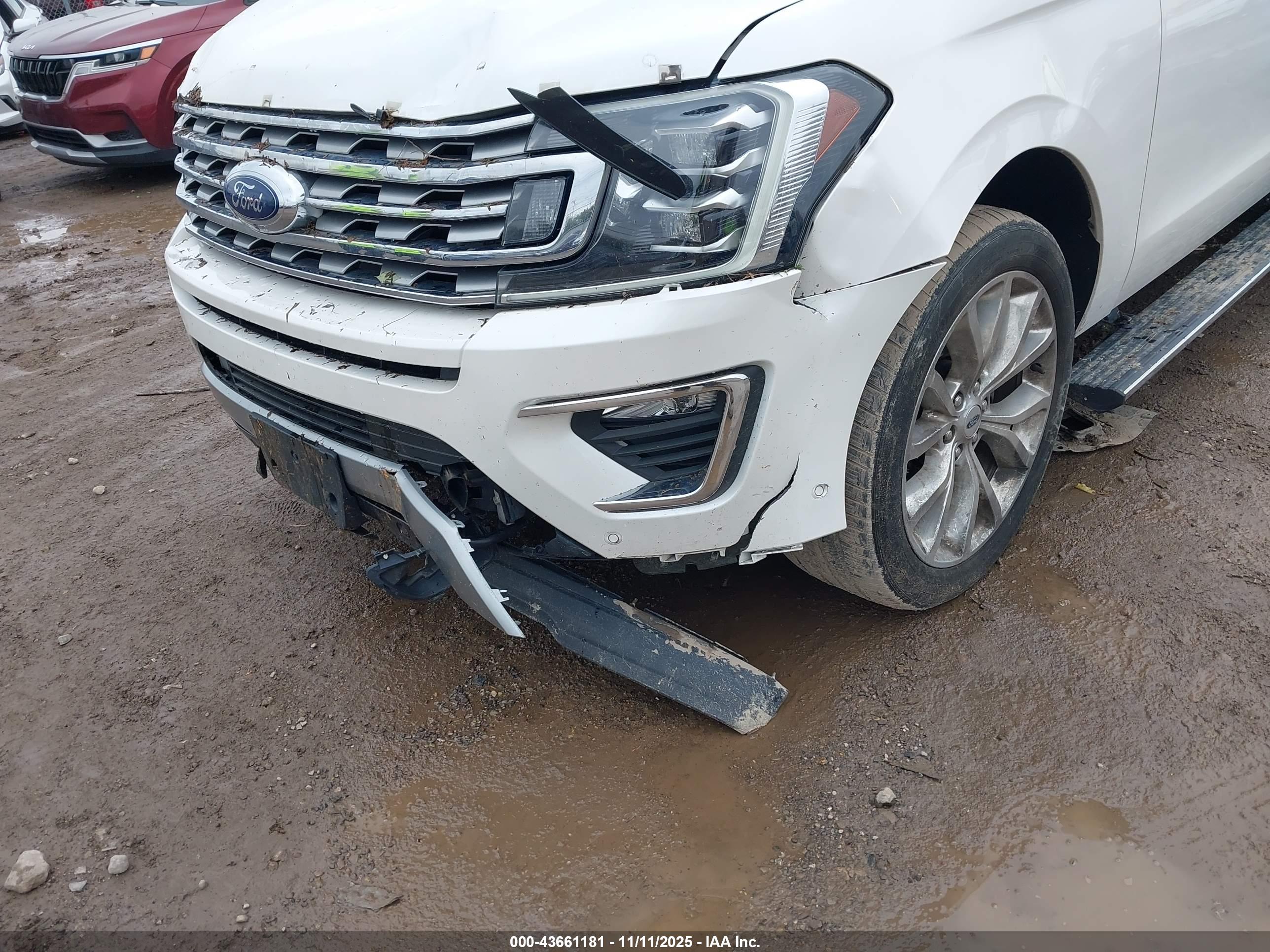 FORD EXPEDITION image 6