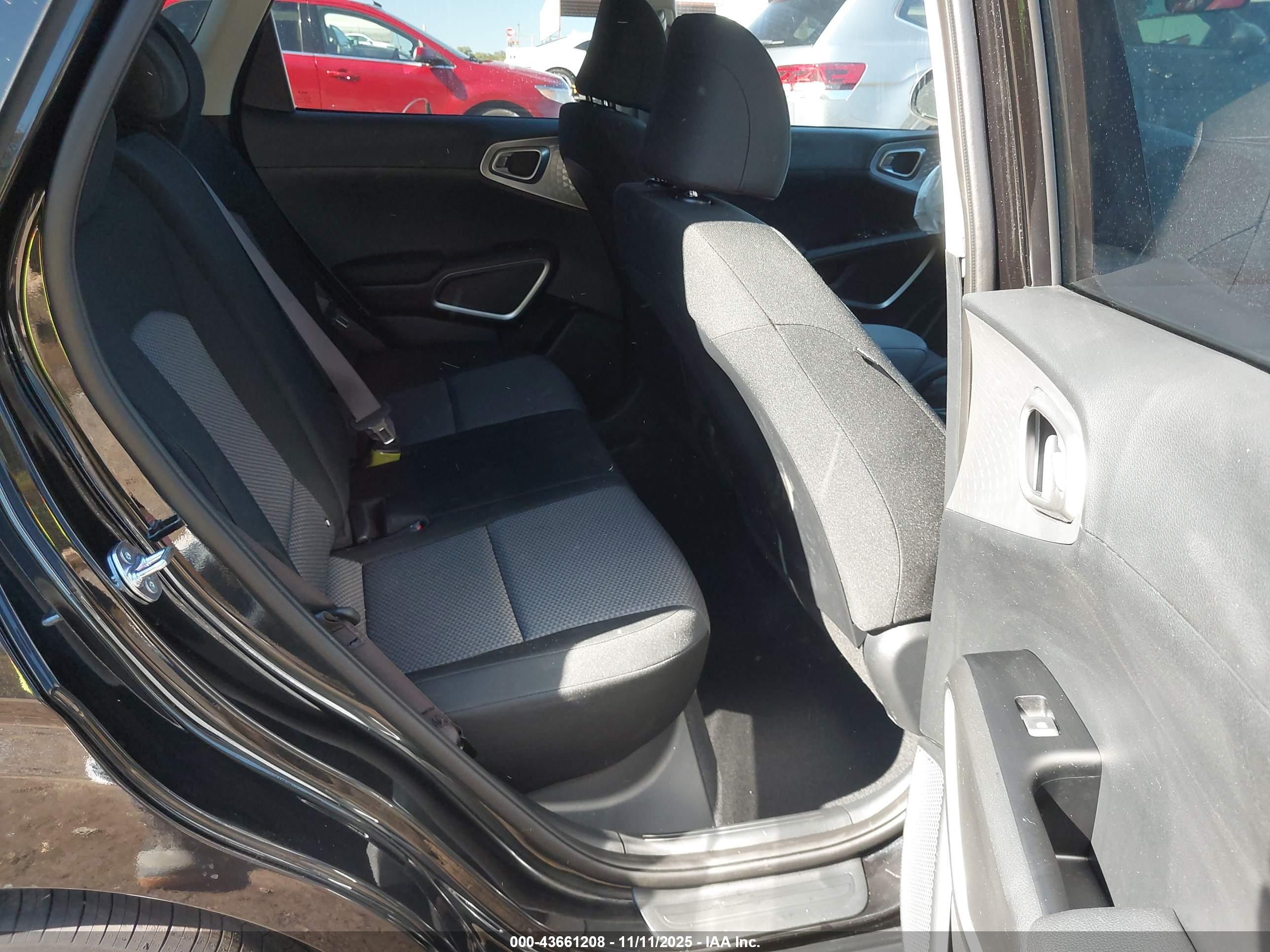 KIA SOUL image 8