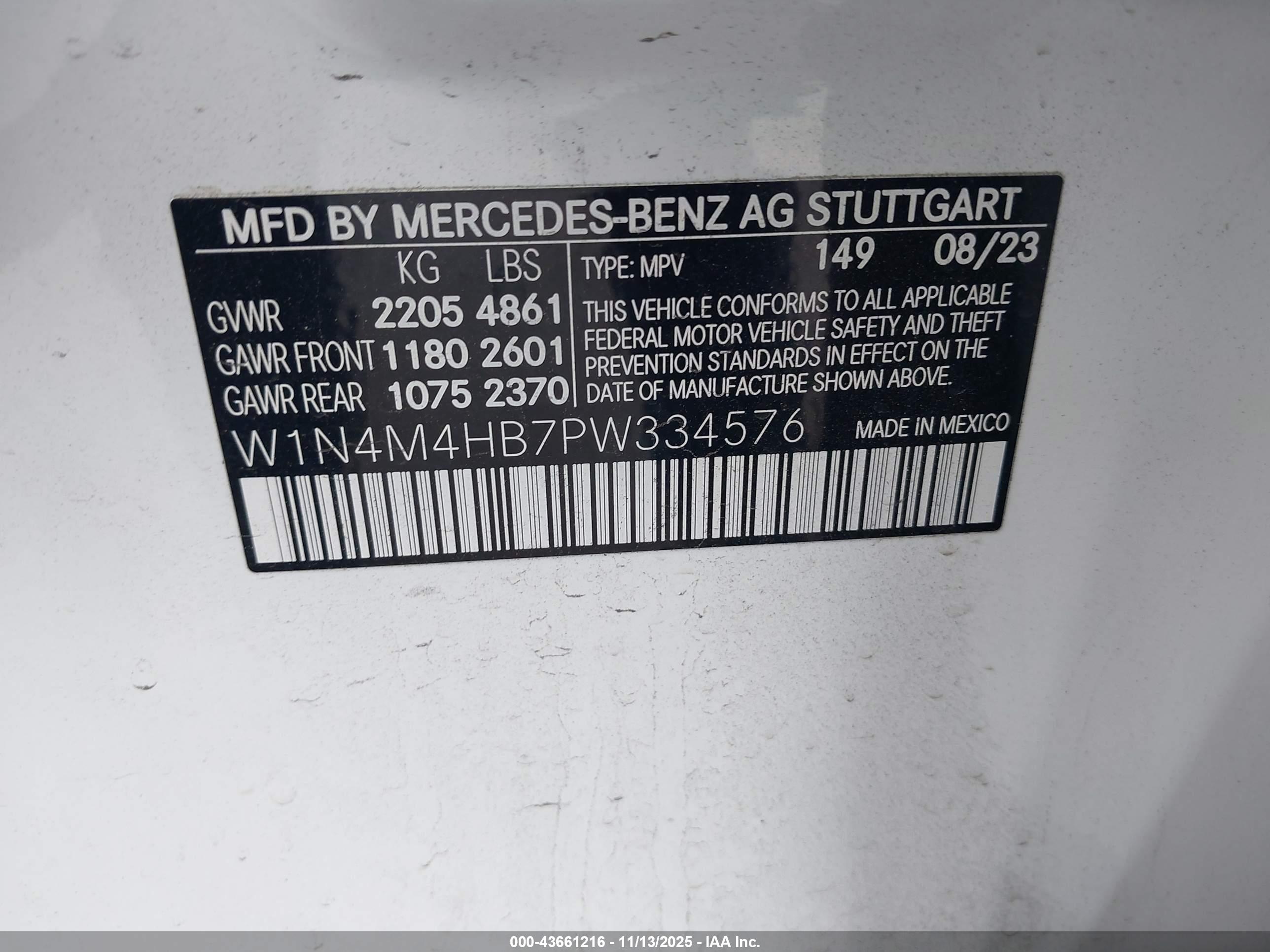 MERCEDES-BENZ GLB image 9