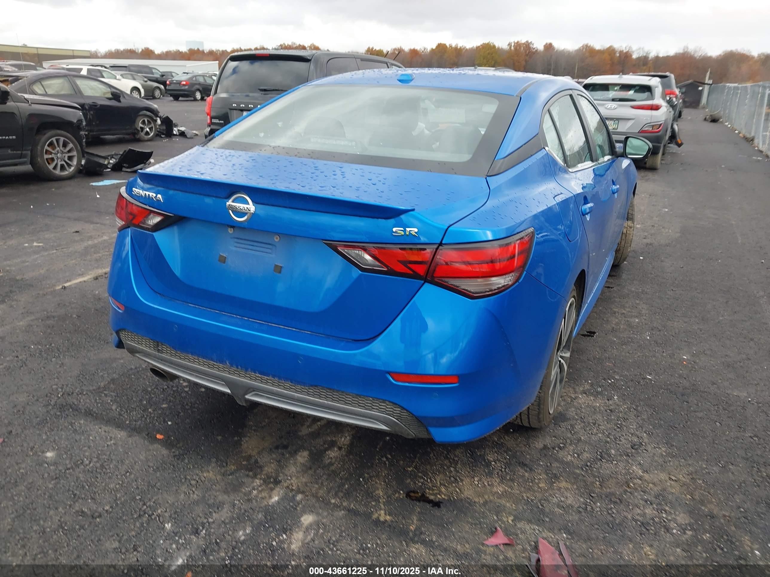 NISSAN SENTRA image 4