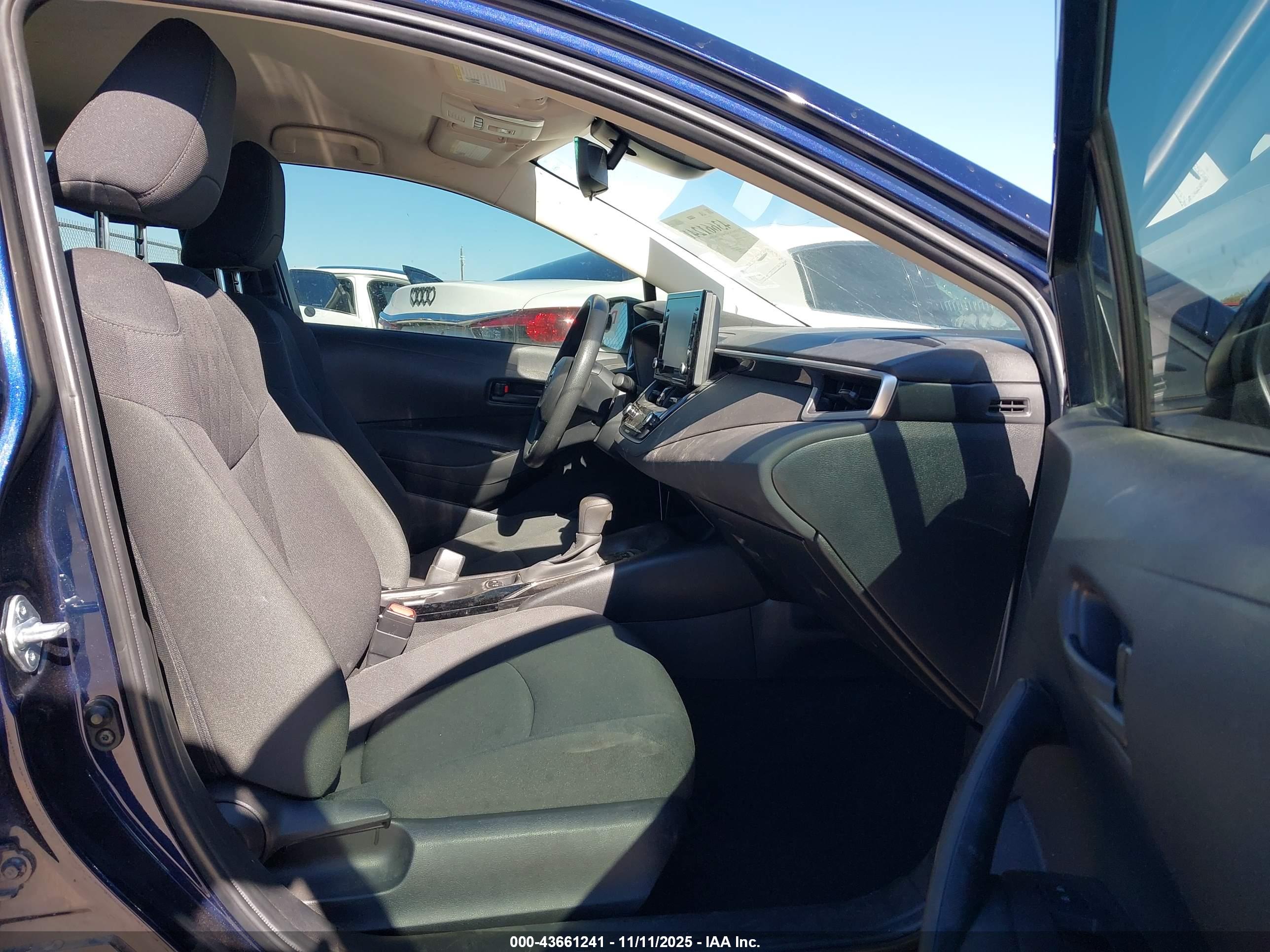 TOYOTA COROLLA image 5
