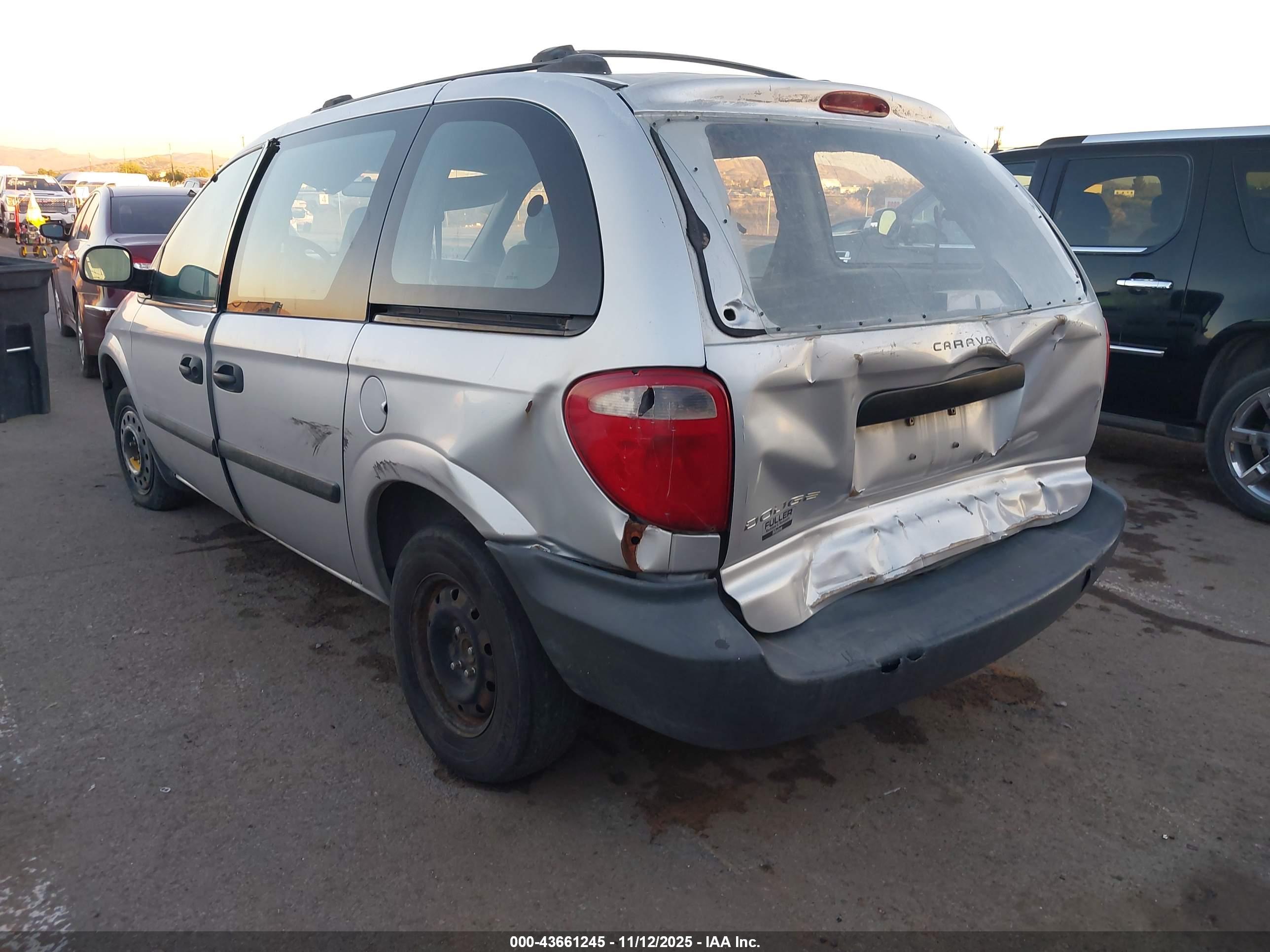 DODGE CARAVAN image 3