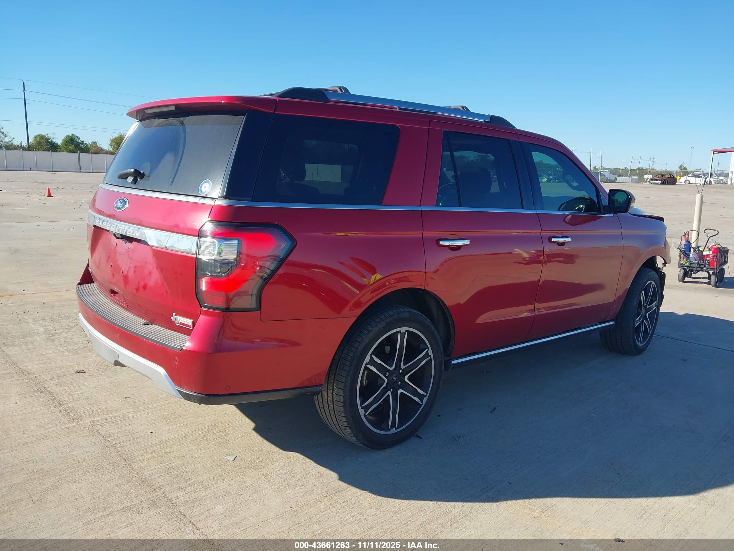 FORD EXPEDITION image 4