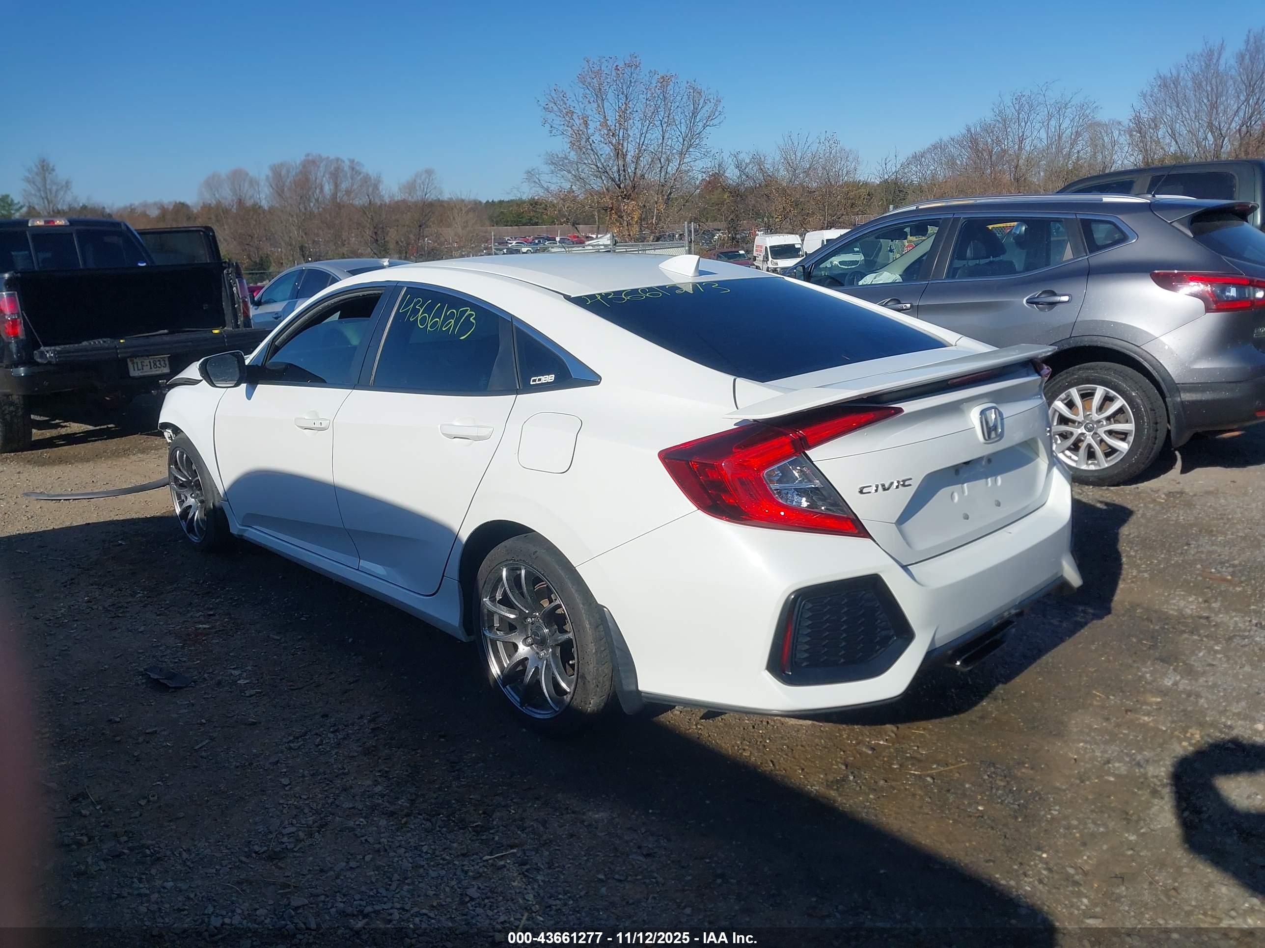 HONDA CIVIC image 3