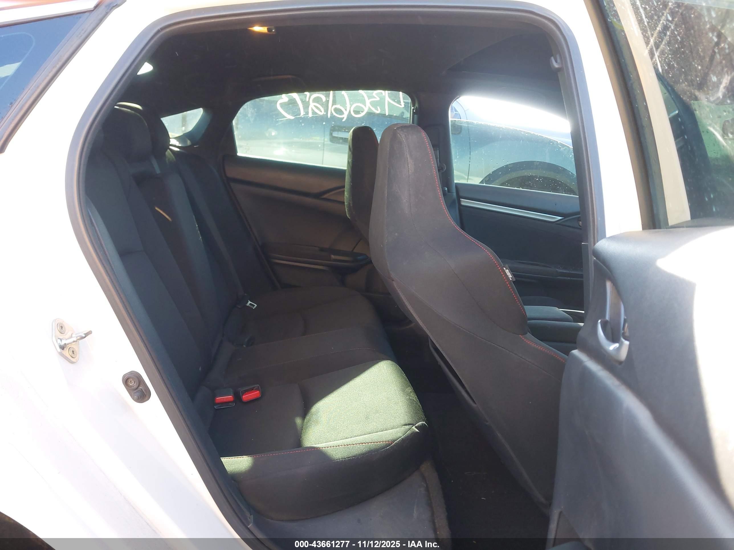 HONDA CIVIC image 8