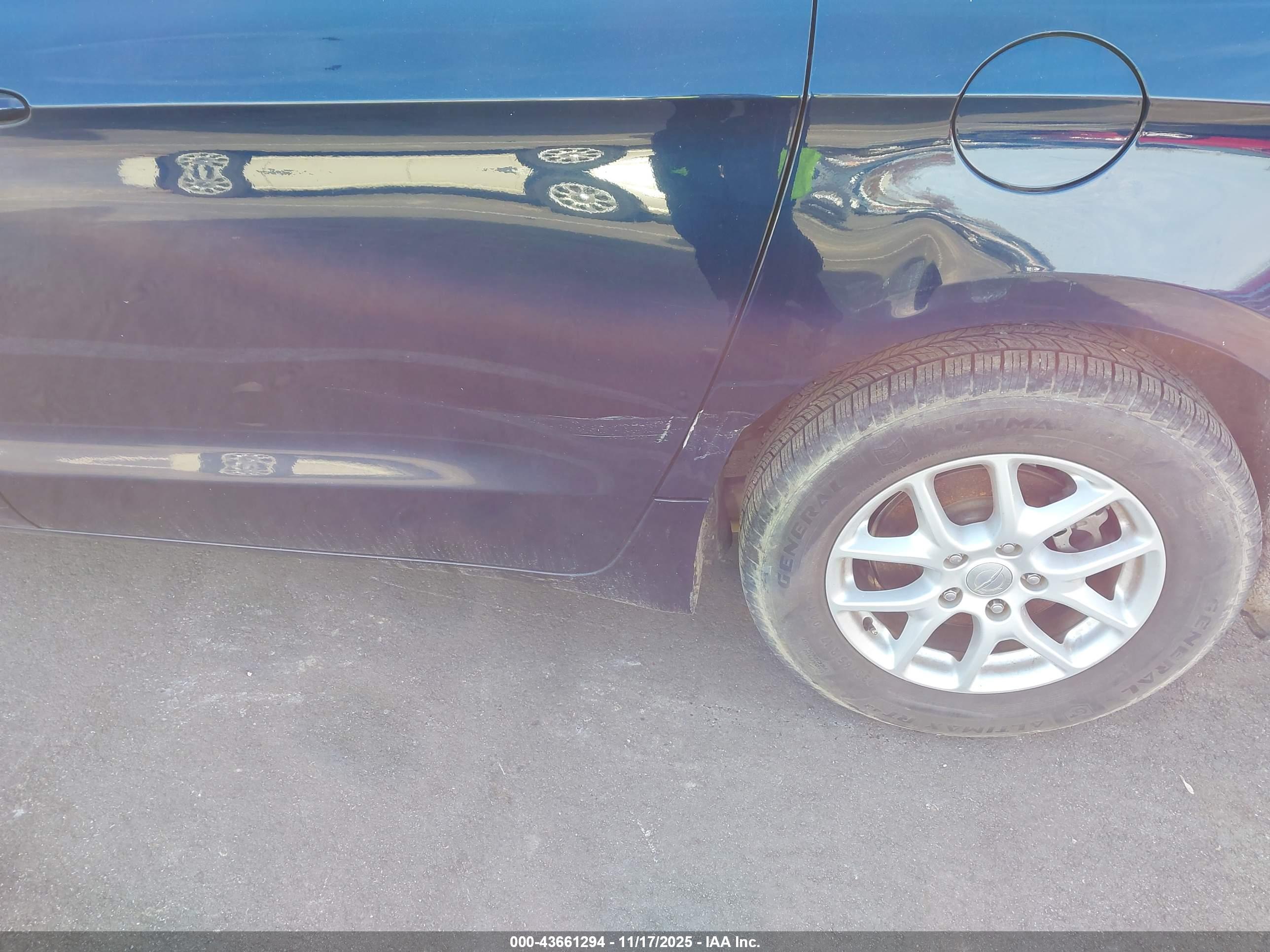 CHRYSLER PACIFICA image 6
