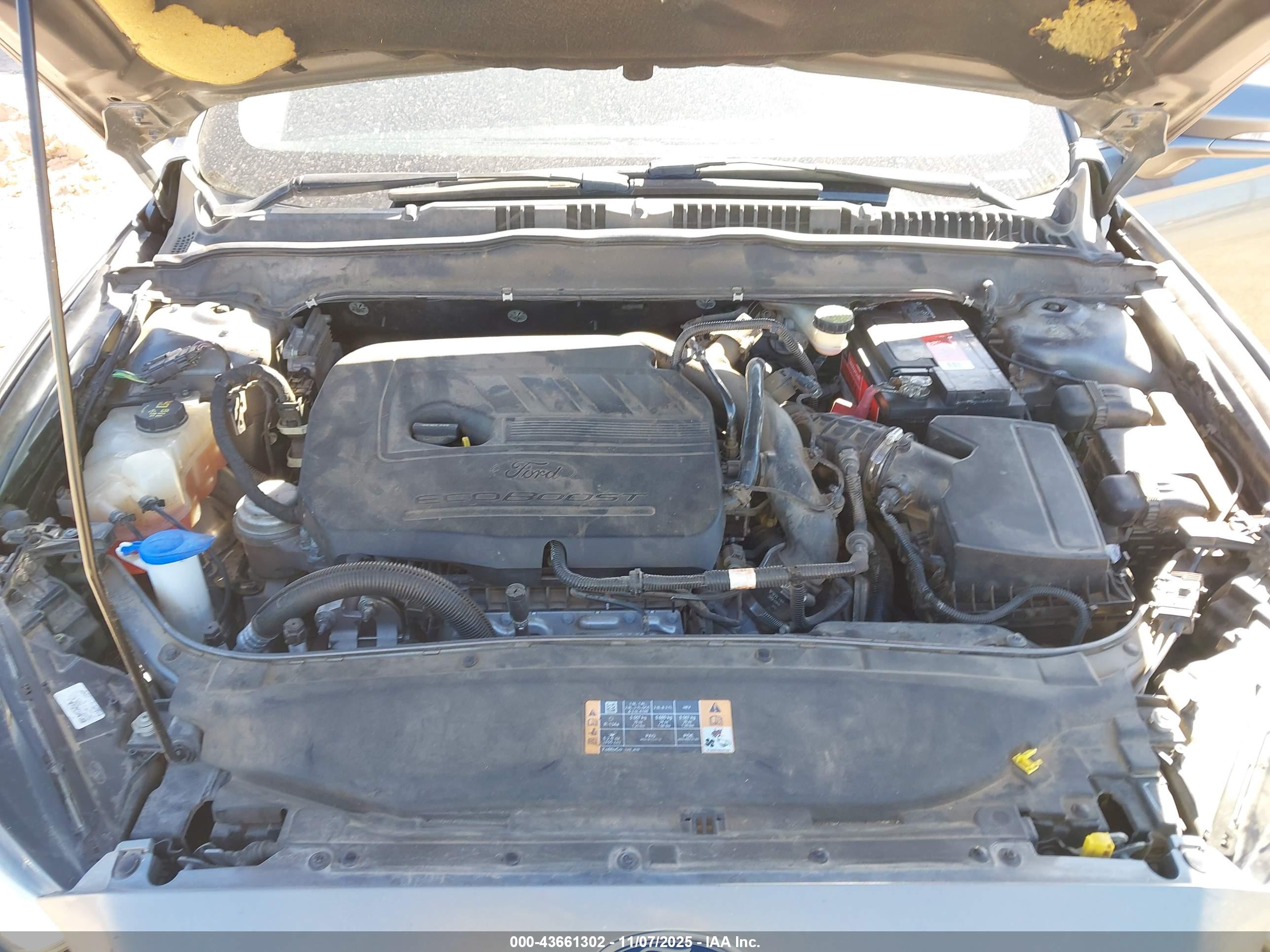 FORD FUSION image 10