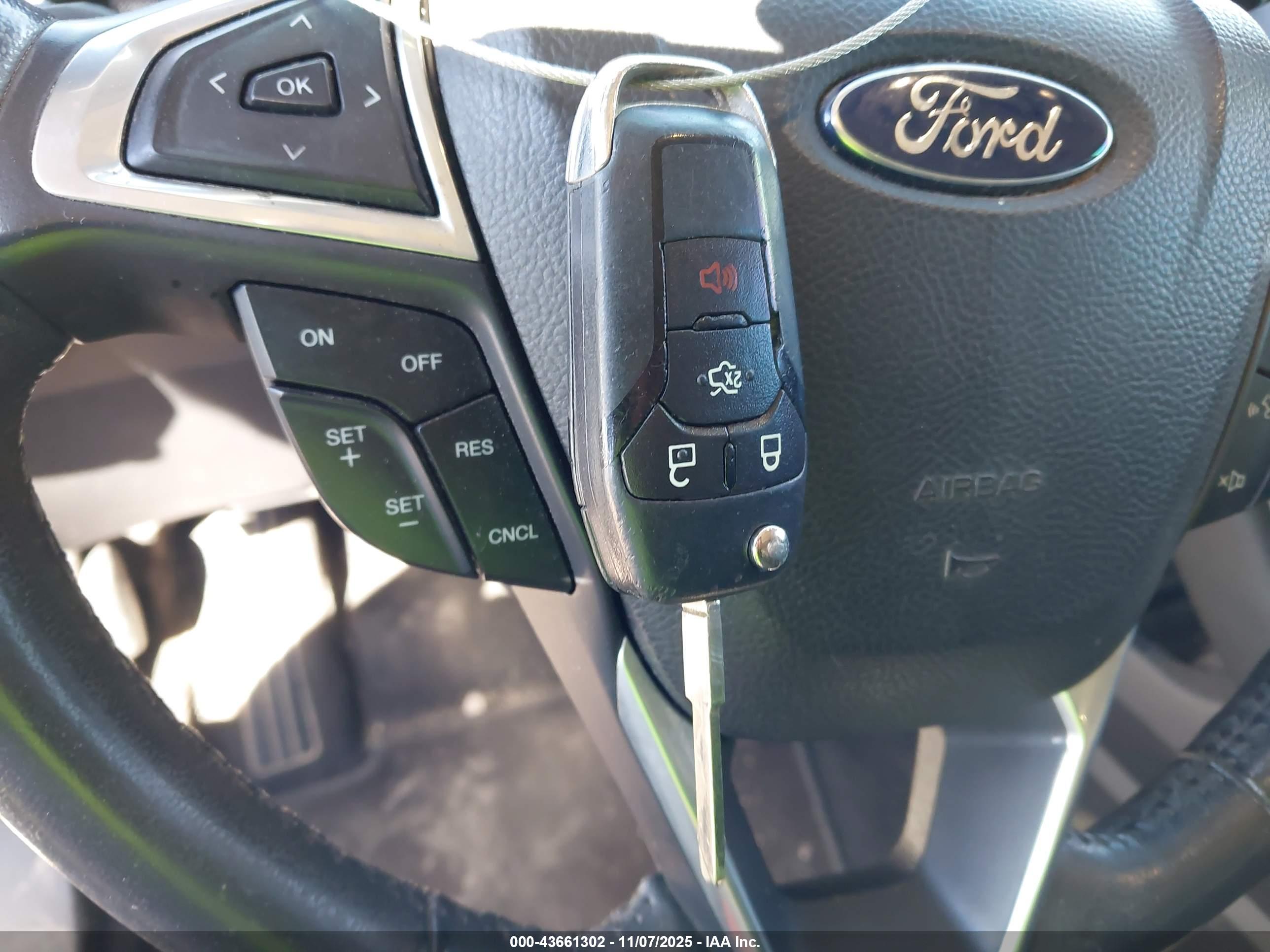 FORD FUSION image 11