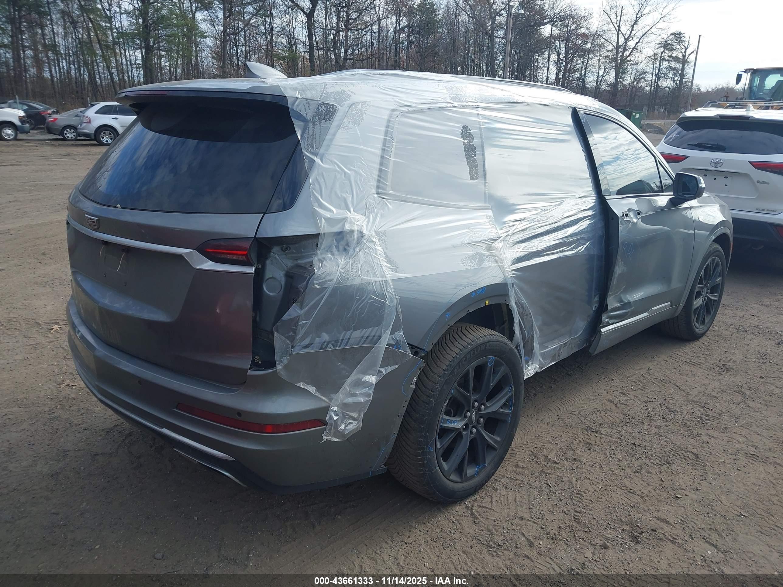 CADILLAC XT6 image 4