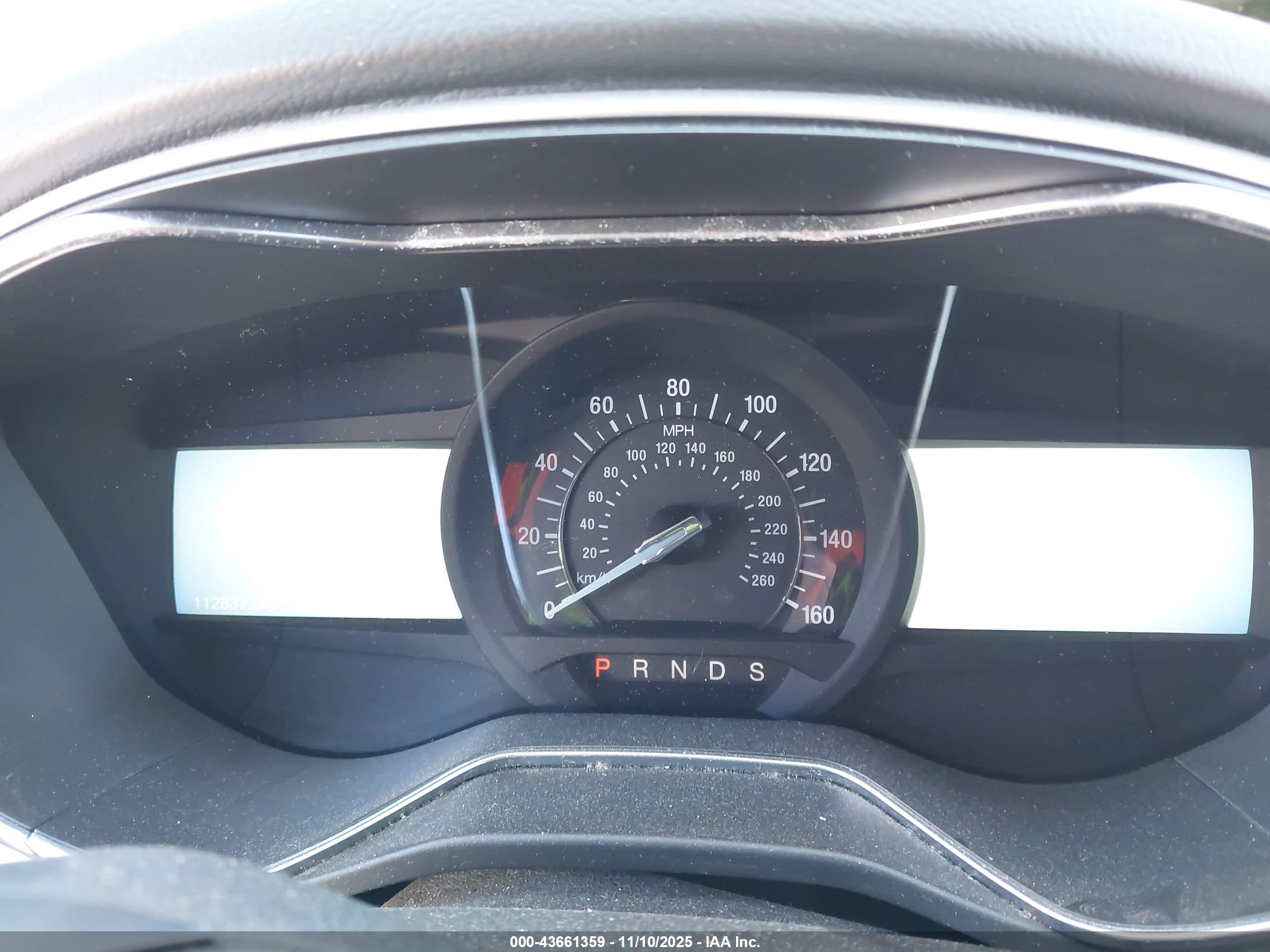 FORD FUSION image 7