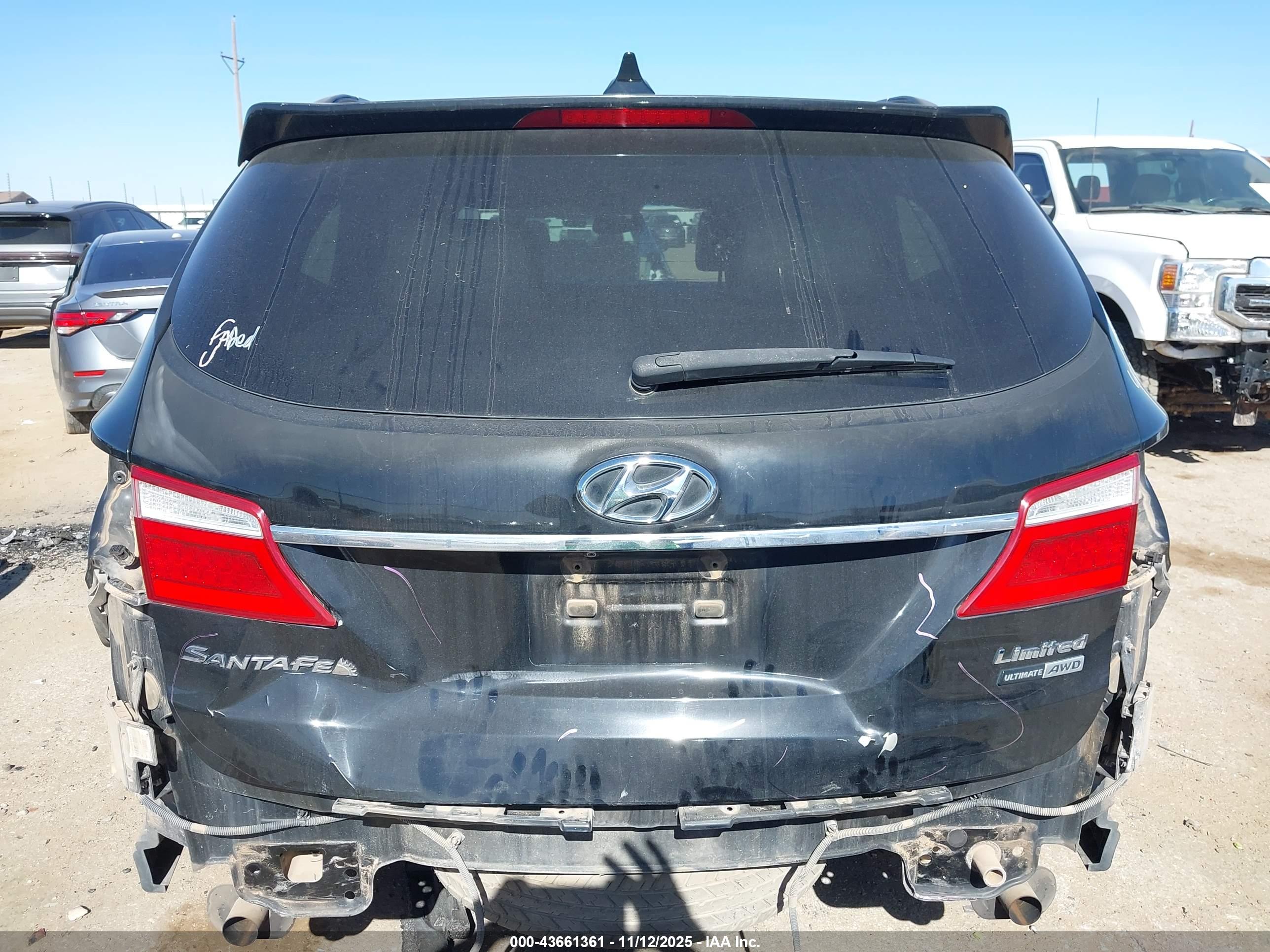 HYUNDAI SANTA image 6