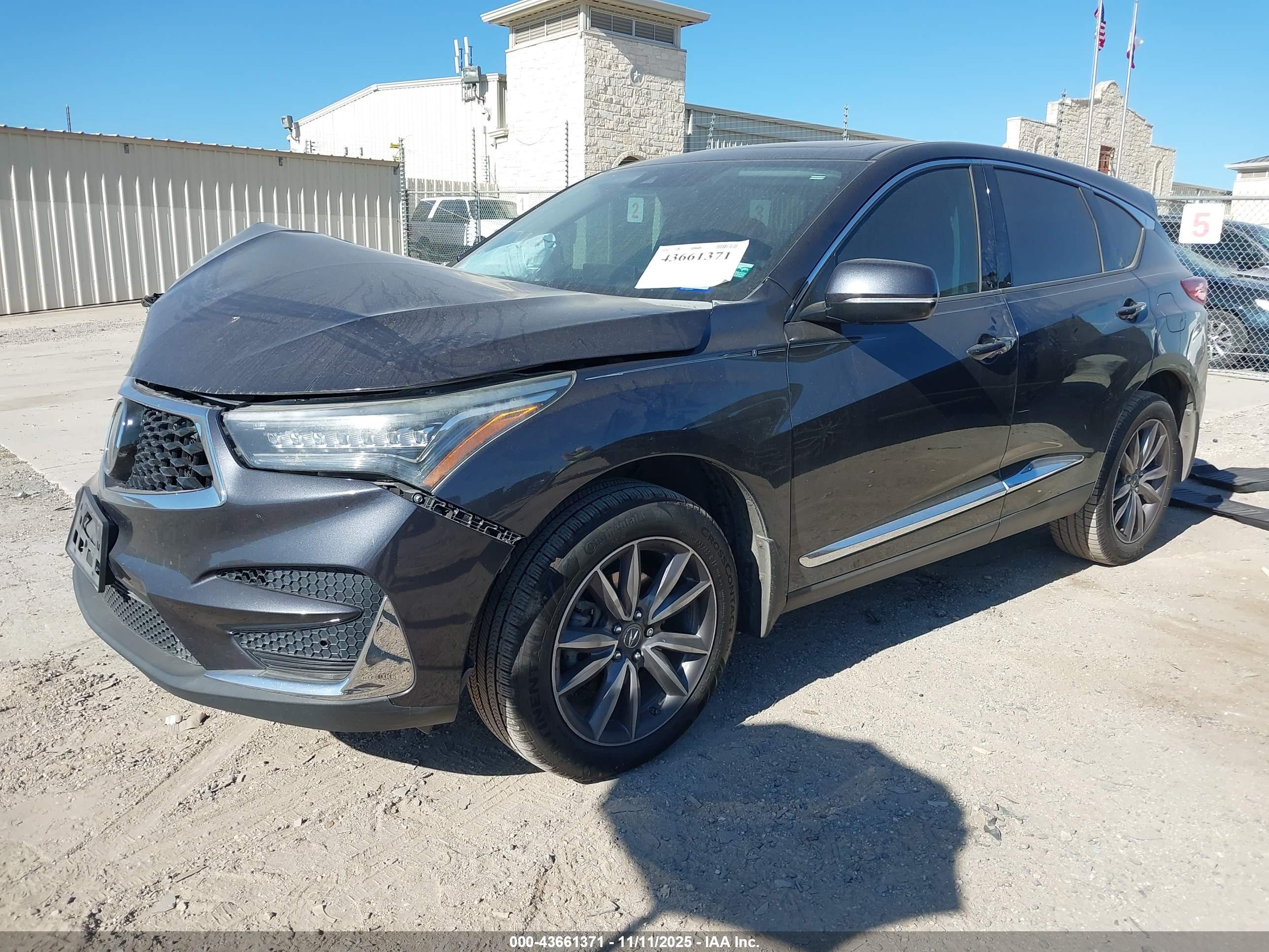 ACURA RDX image 2