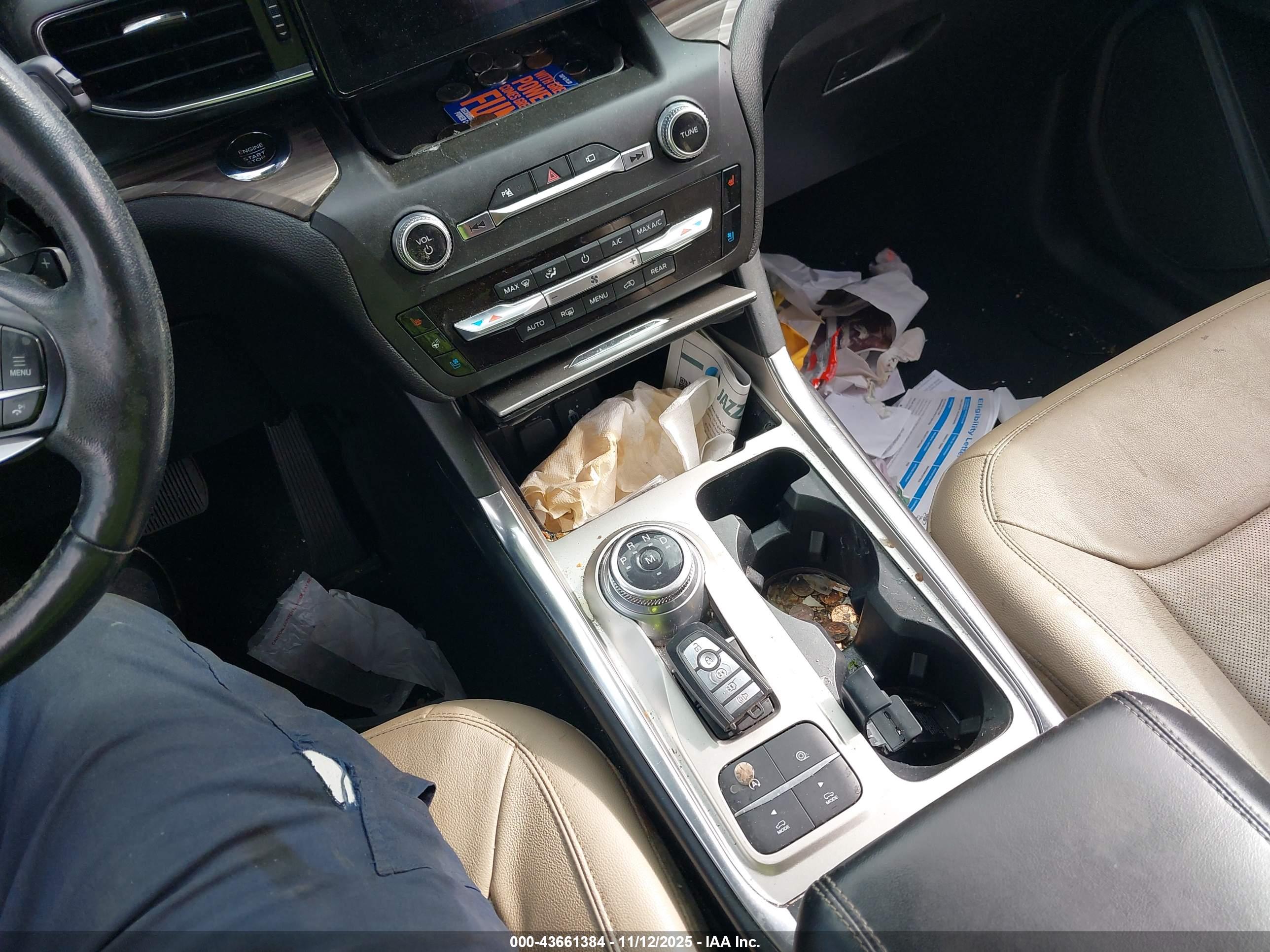 FORD EXPLORER image 11