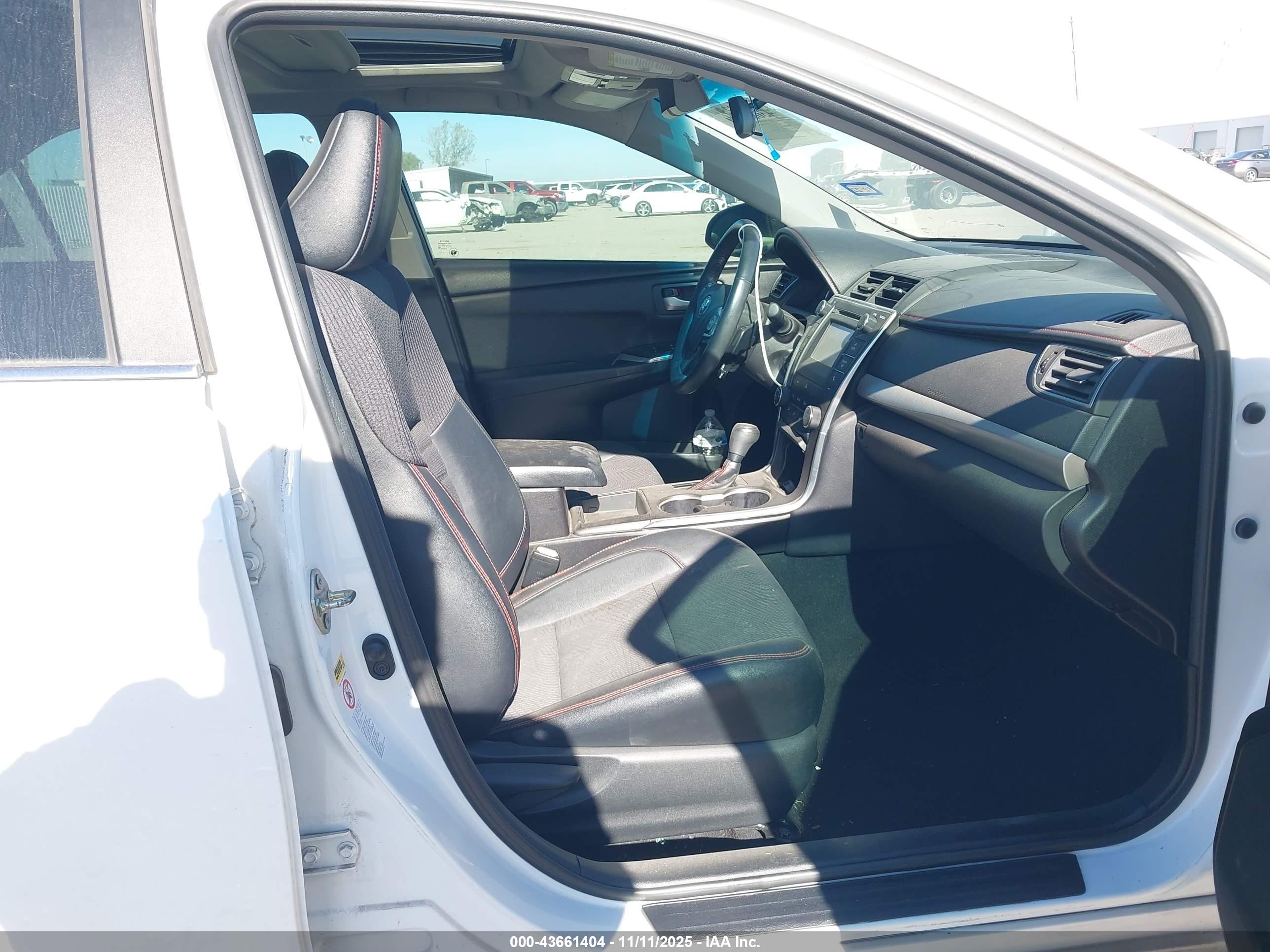 TOYOTA CAMRY image 5
