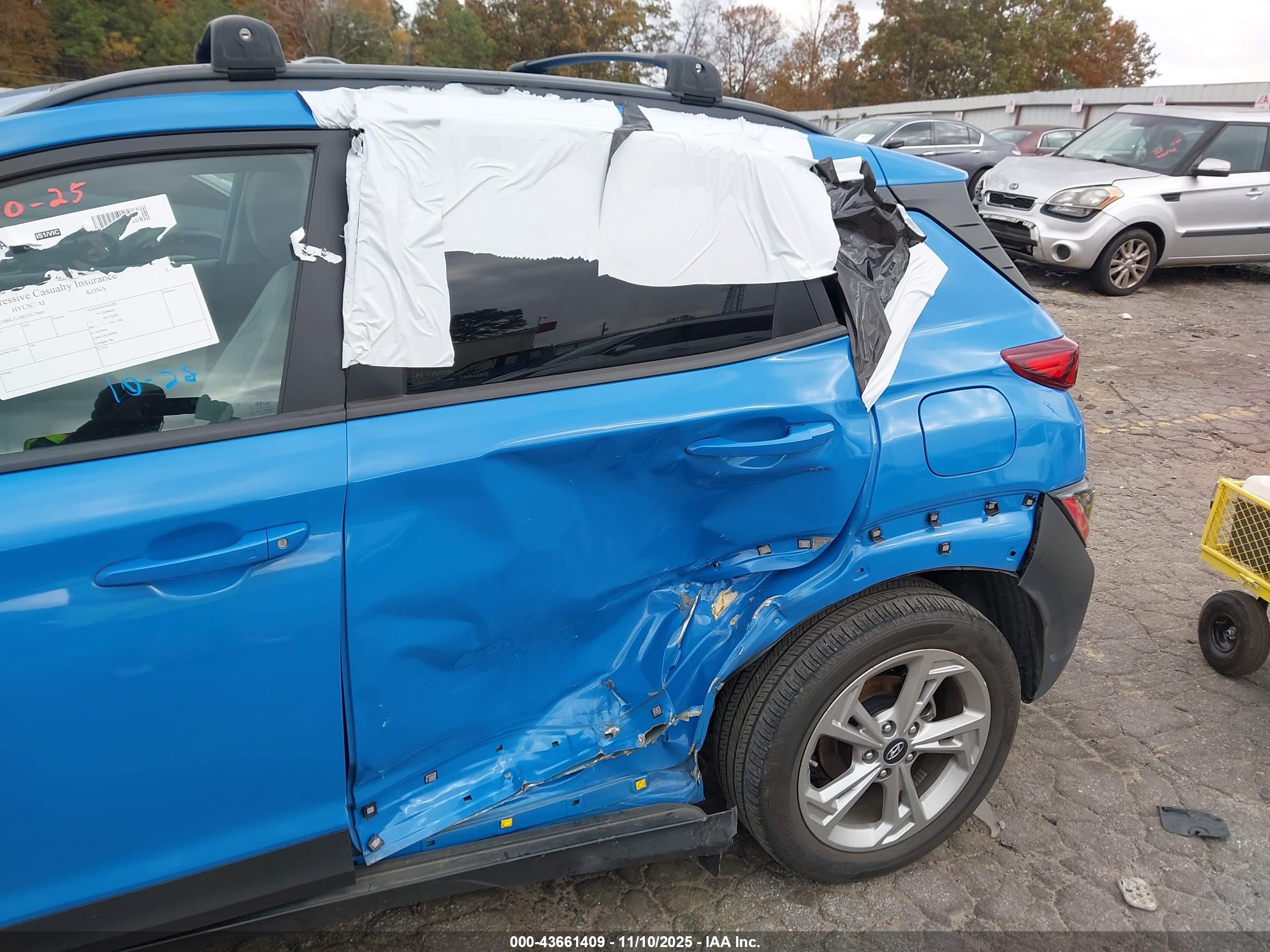 HYUNDAI KONA image 6