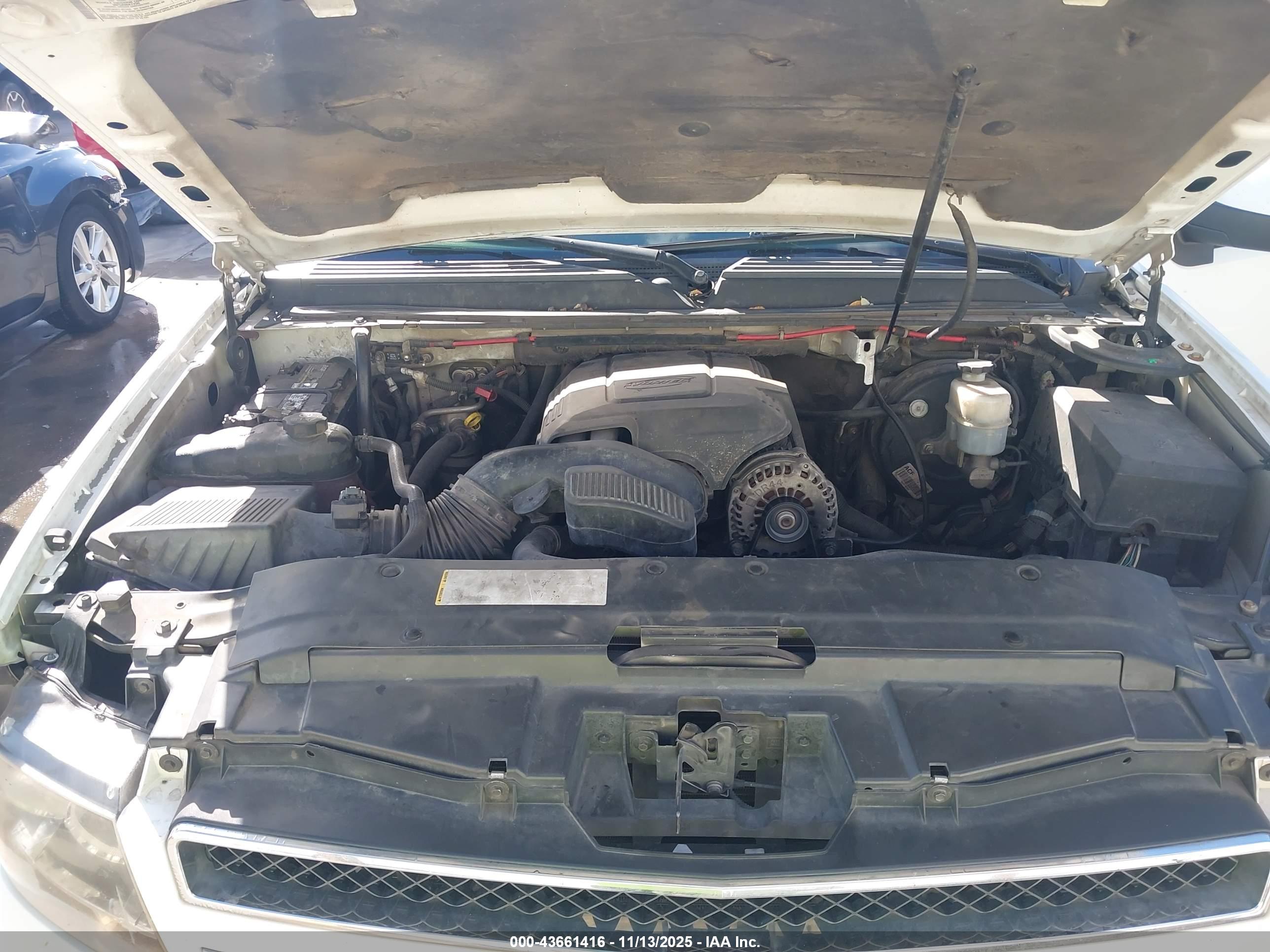 CHEVROLET AVALANCHE image 10