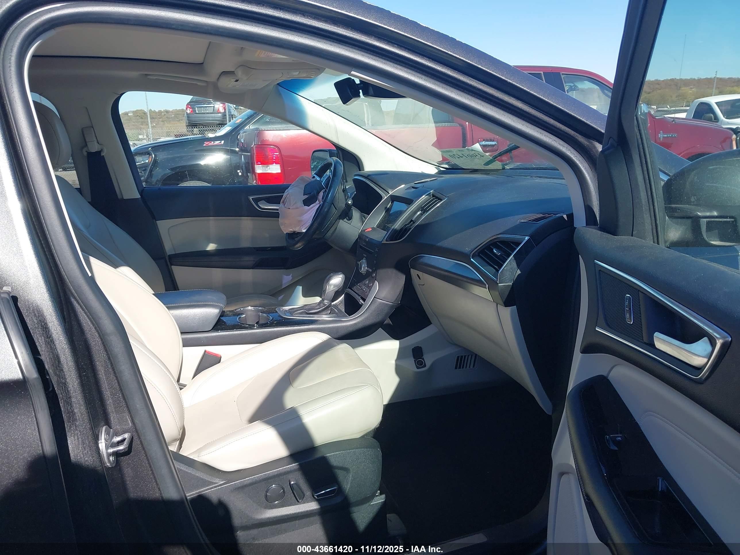 FORD EDGE image 5