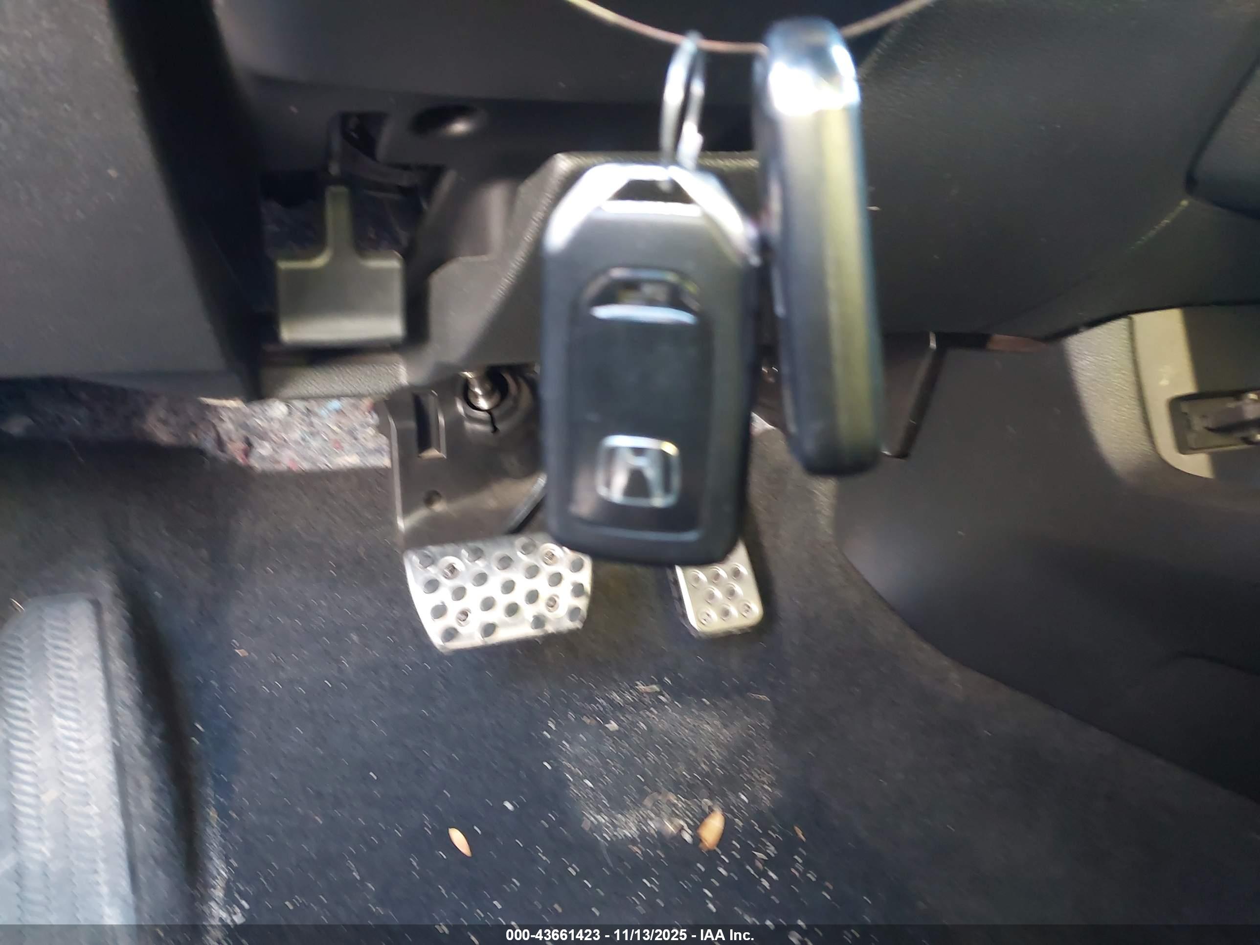 HONDA CIVIC image 11