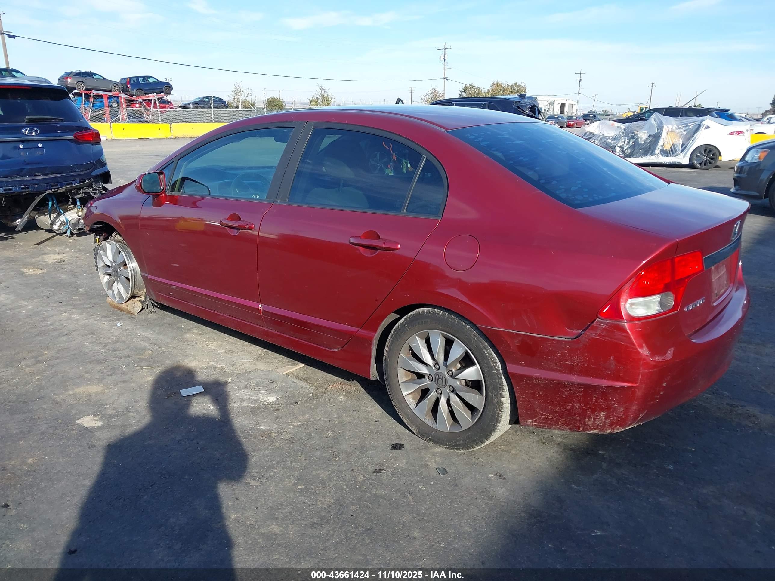 HONDA CIVIC image 3